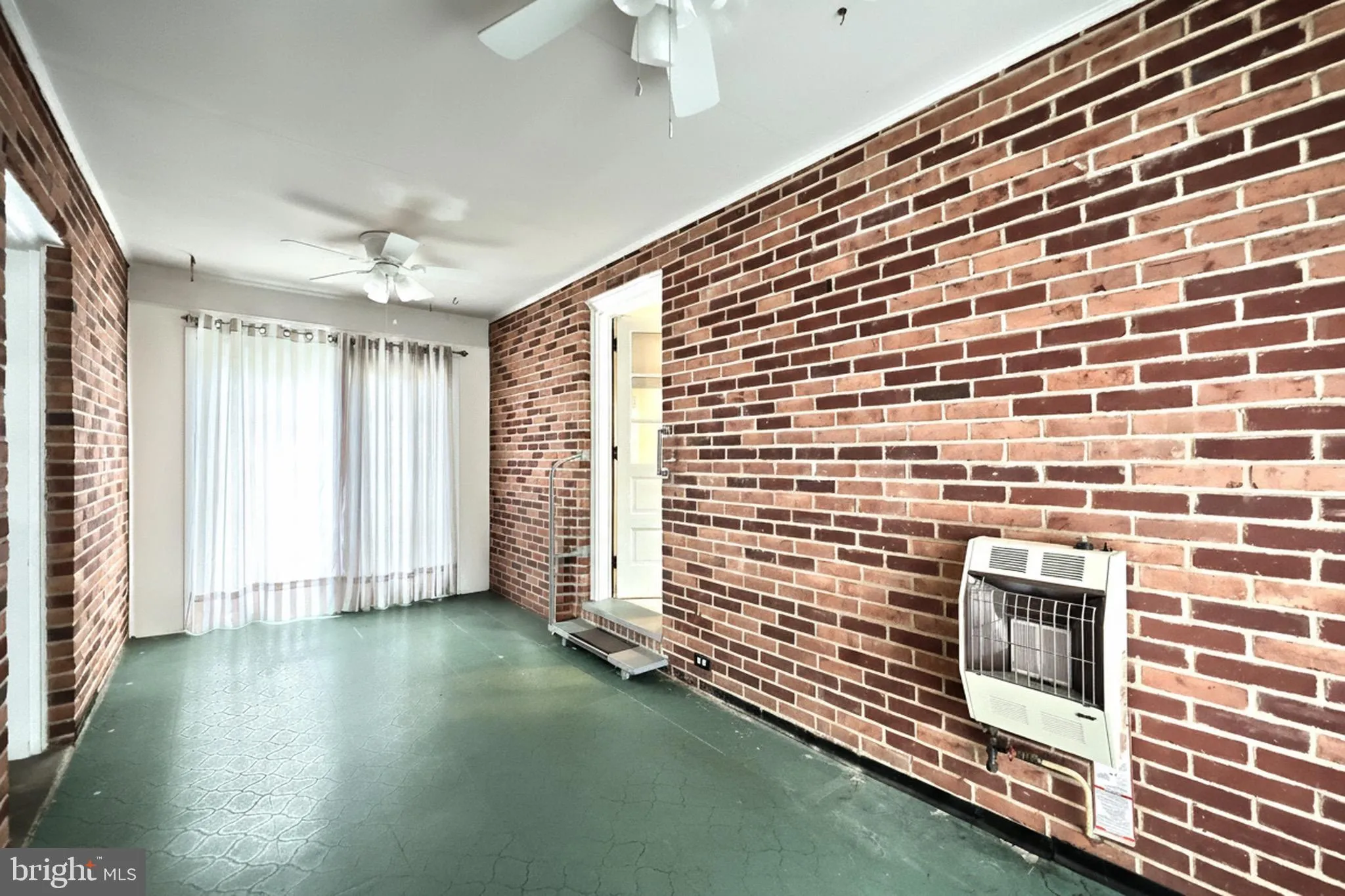 York, Pennsylvania 17403, United States, 3 Bedrooms Bedrooms, ,2 BathroomsBathrooms,Residential,Pending,231719