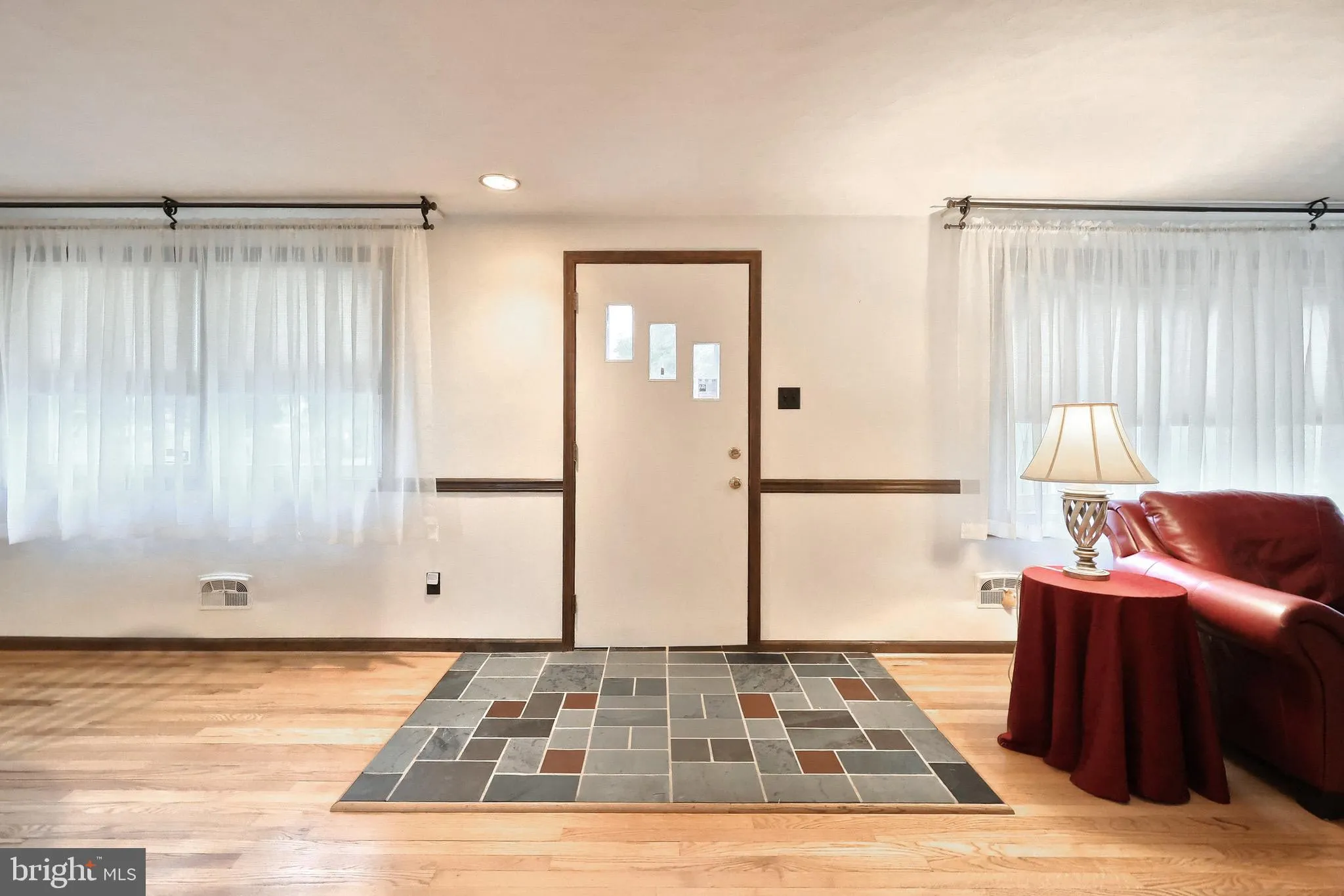 York, Pennsylvania 17403, United States, 3 Bedrooms Bedrooms, ,2 BathroomsBathrooms,Residential,Pending,231719