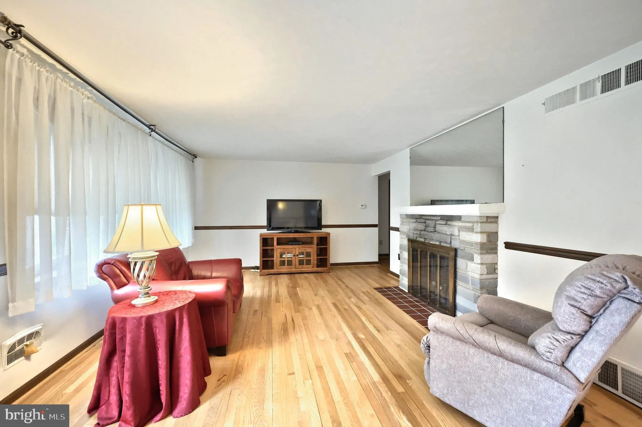 York, Pennsylvania 17403, United States, 3 Bedrooms Bedrooms, ,2 BathroomsBathrooms,Residential,Pending,231719