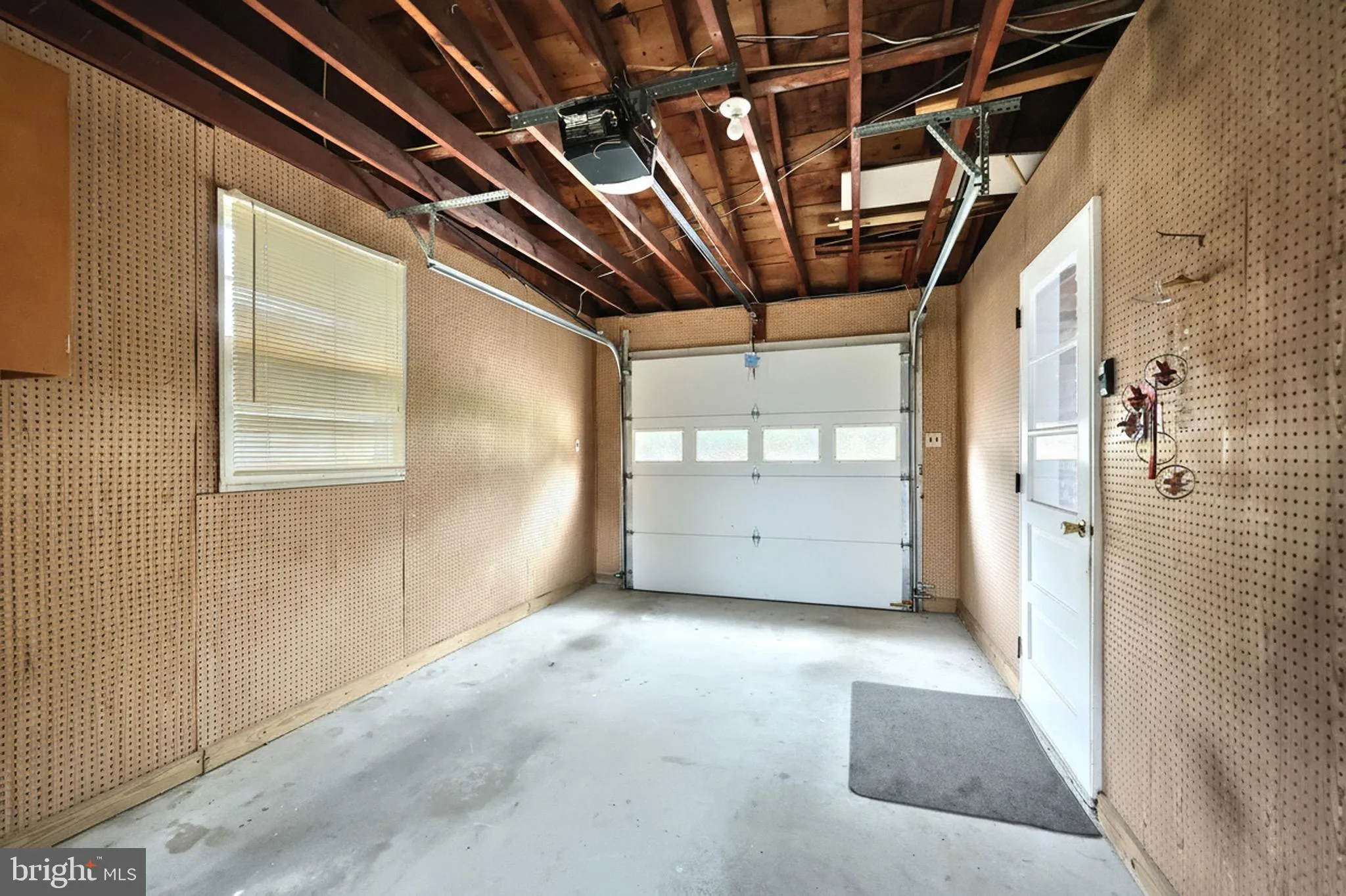 York, Pennsylvania 17403, United States, 3 Bedrooms Bedrooms, ,2 BathroomsBathrooms,Residential,Pending,231719