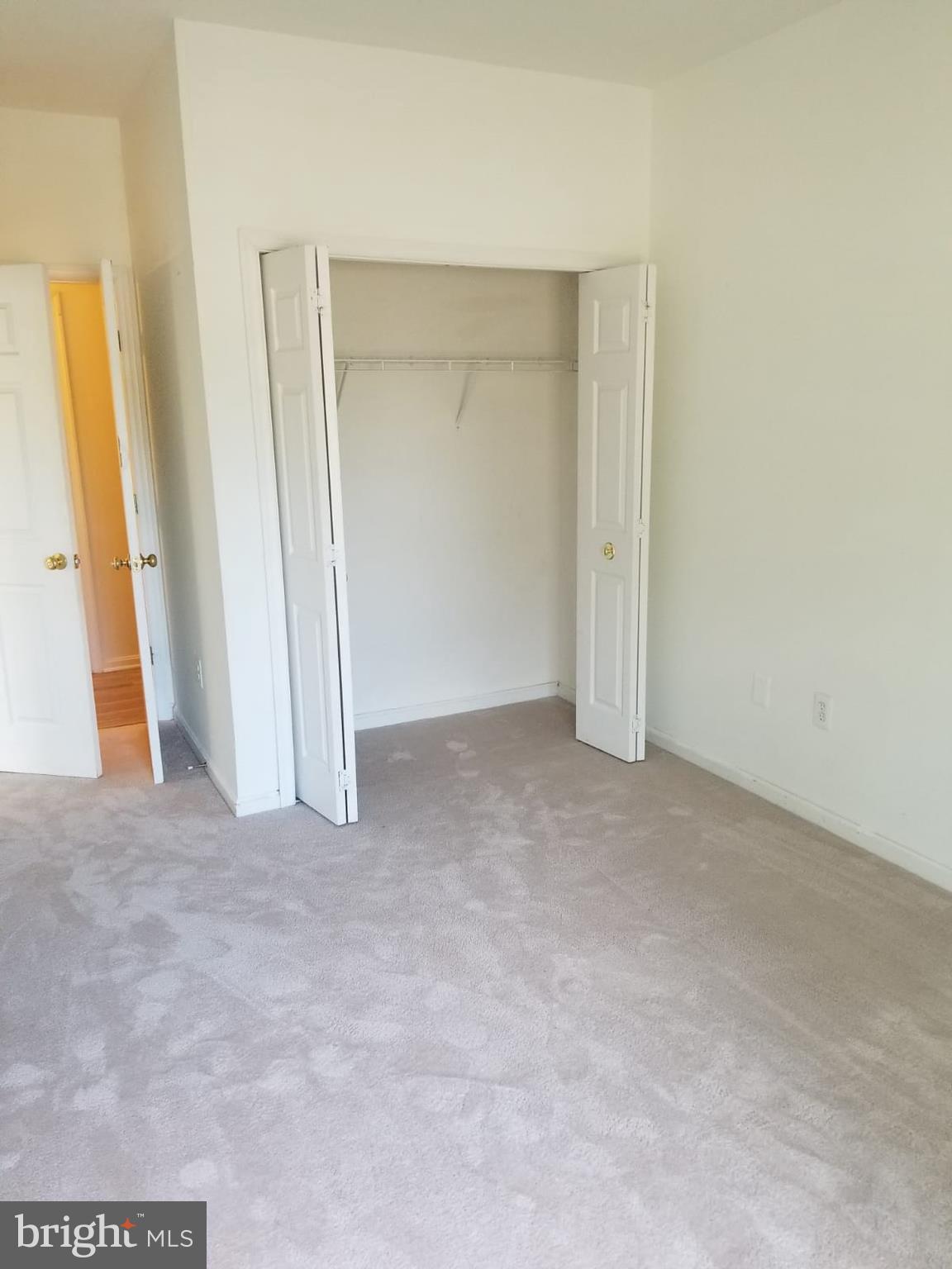 GUNSTON CORNER - Residential