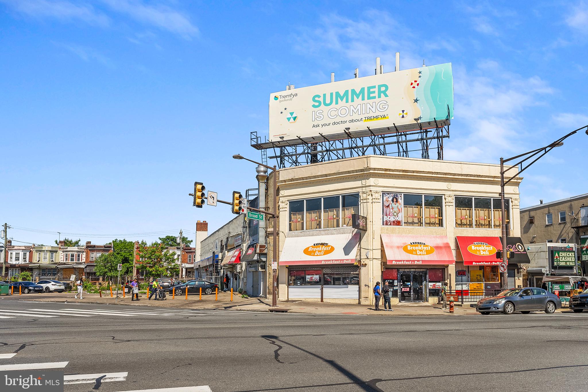 4240 N BROAD STREET 42