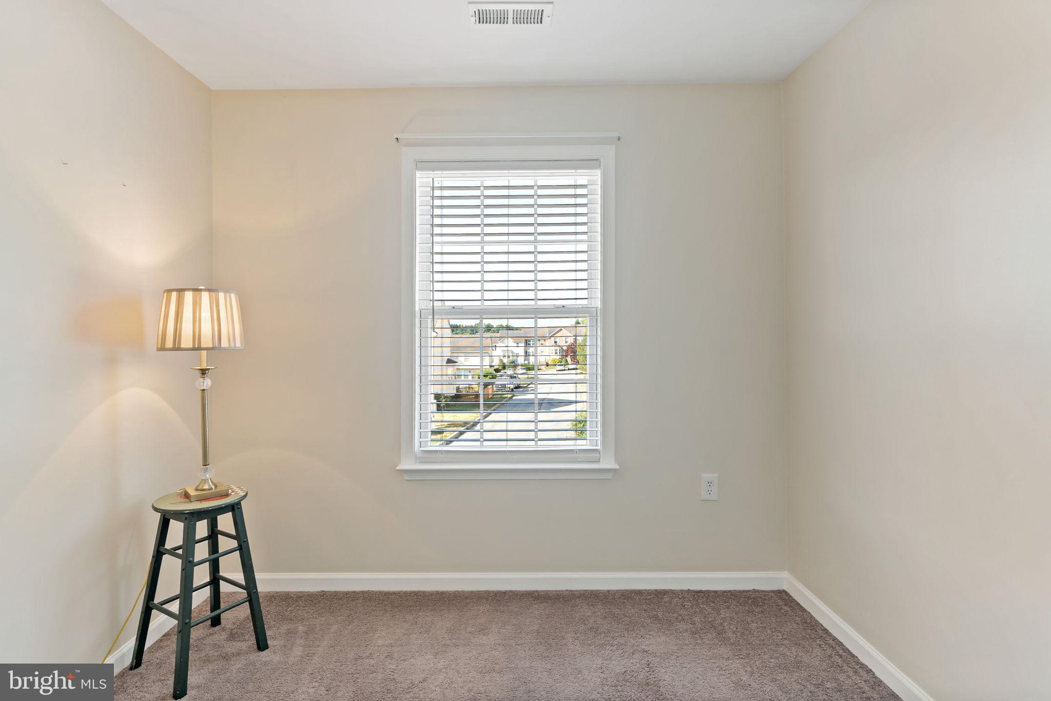 LAUREL RIDGE - Residential