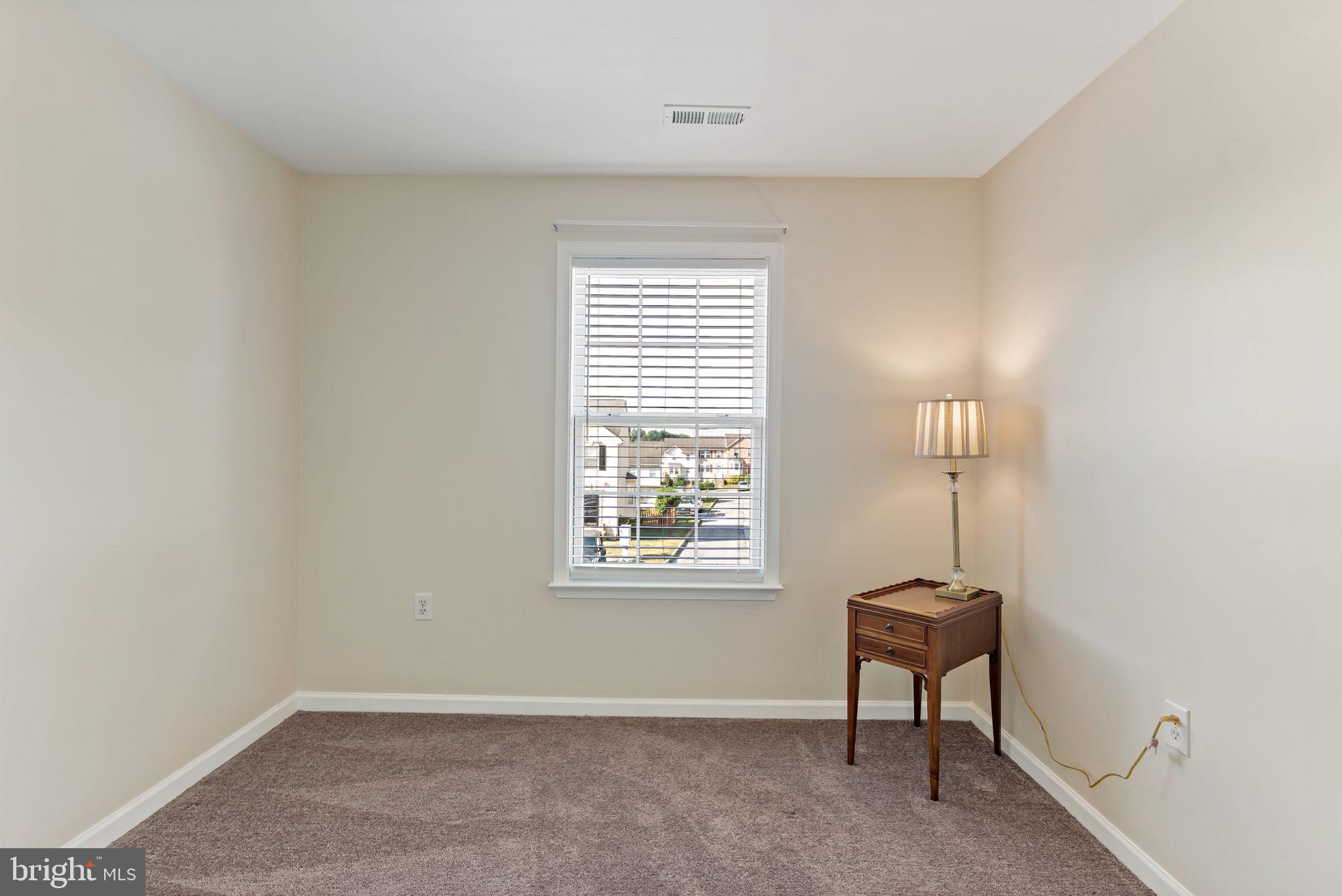 LAUREL RIDGE - Residential