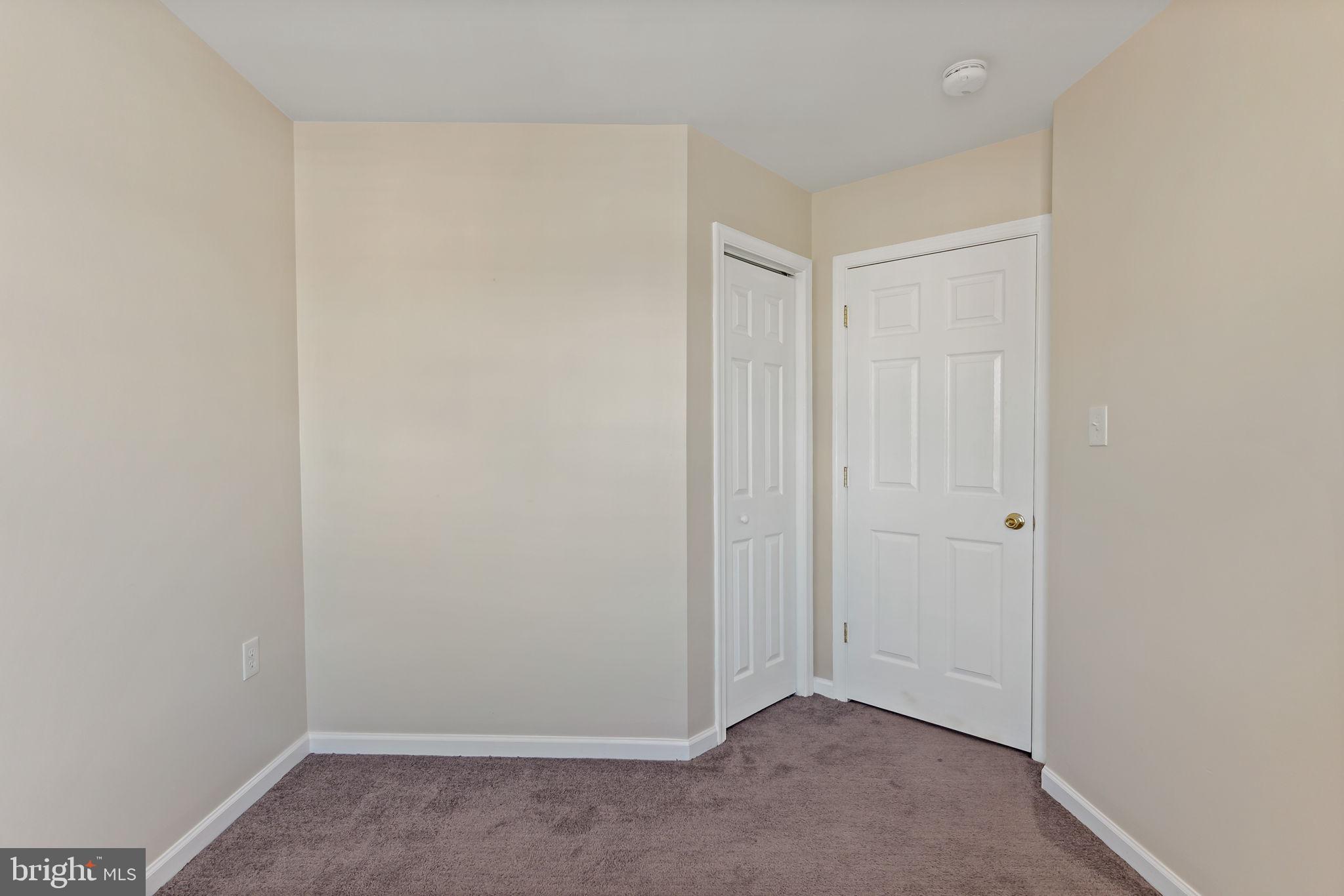 LAUREL RIDGE - Residential