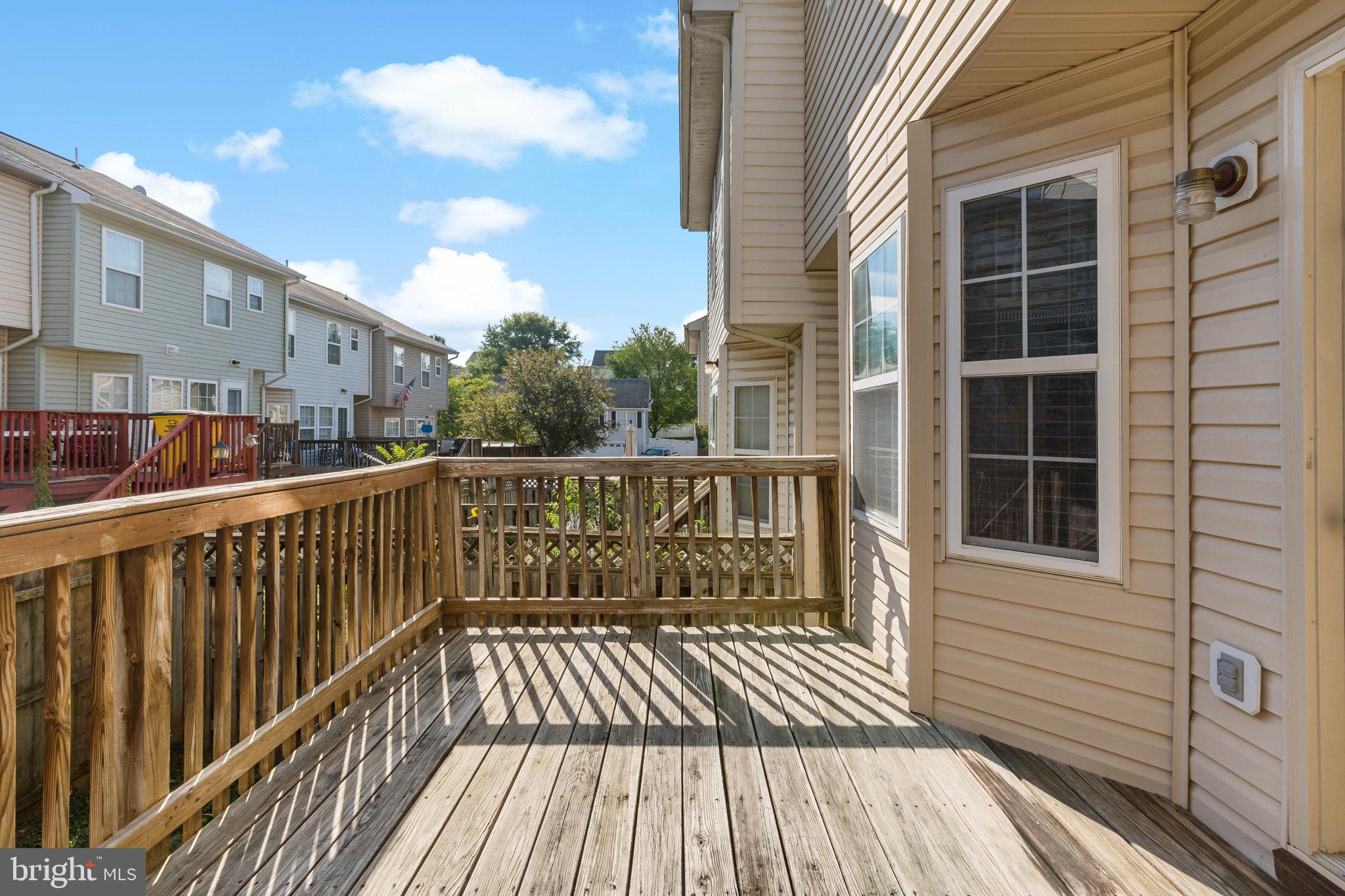 LAUREL RIDGE - Residential