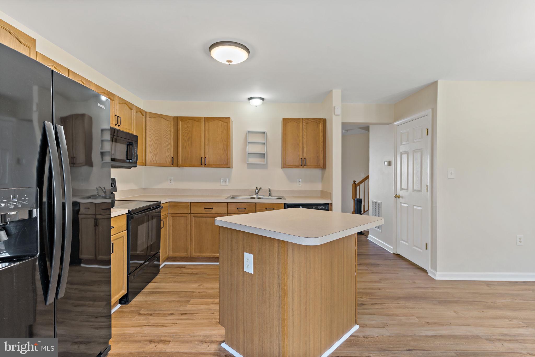 LAUREL RIDGE - Residential