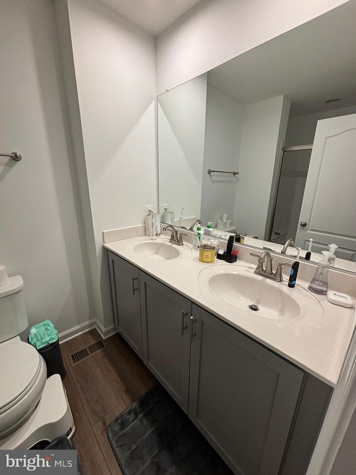 WHISPERING PINES - Residential Lease