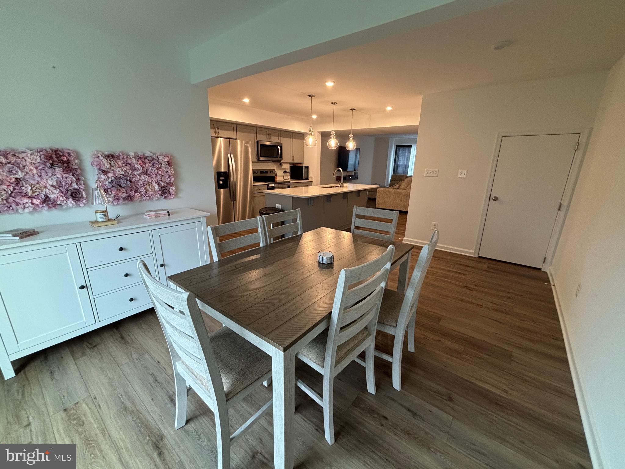 WHISPERING PINES - Residential Lease