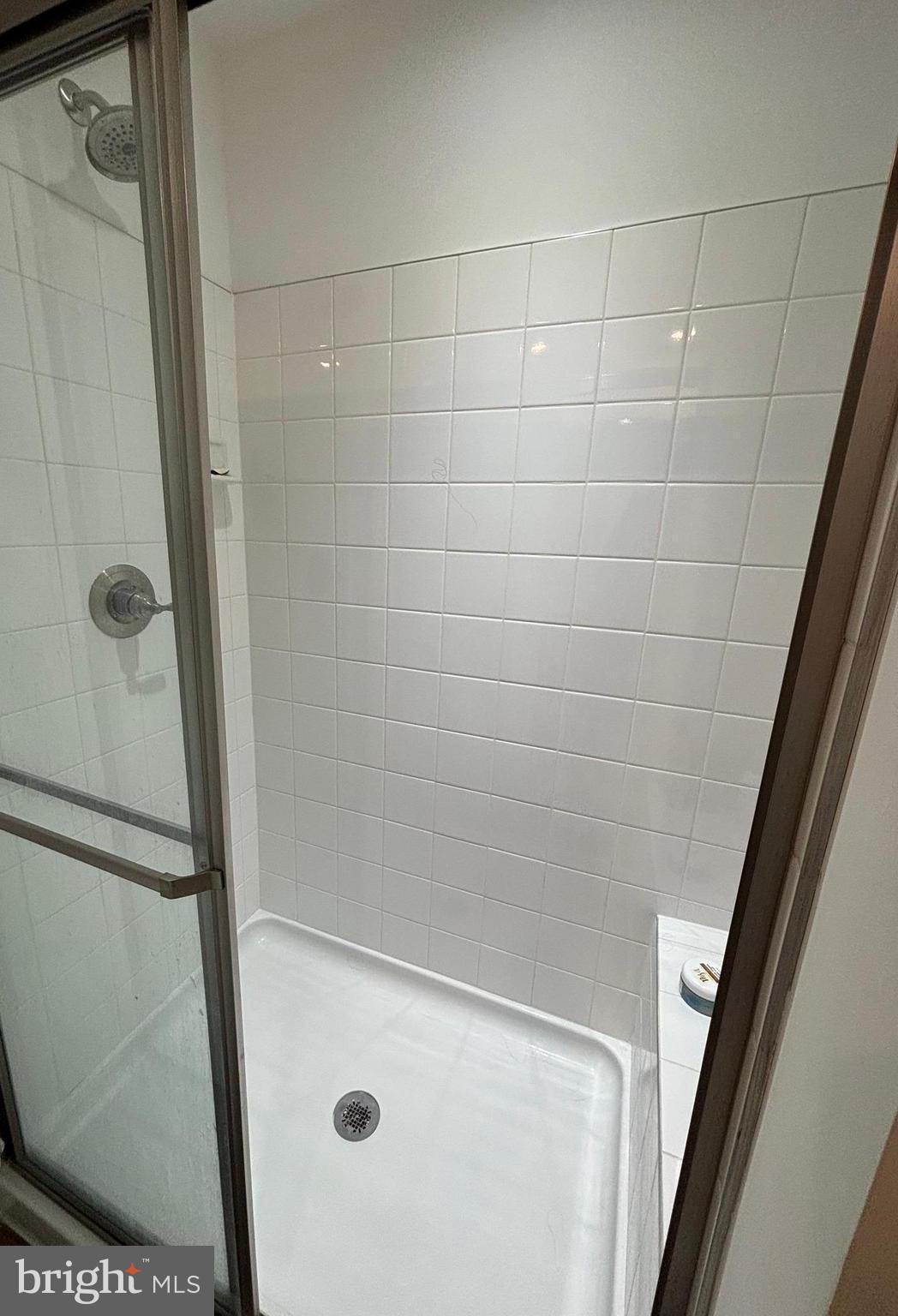 WHISPERING PINES - Residential Lease