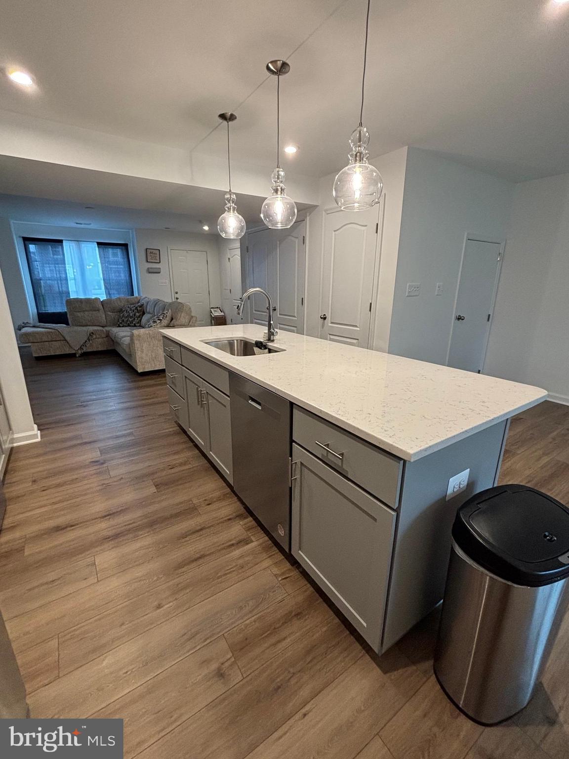 WHISPERING PINES - Residential Lease