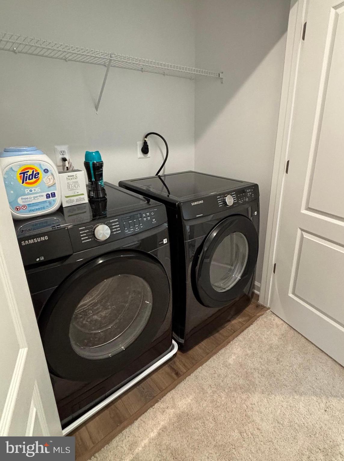 WHISPERING PINES - Residential Lease