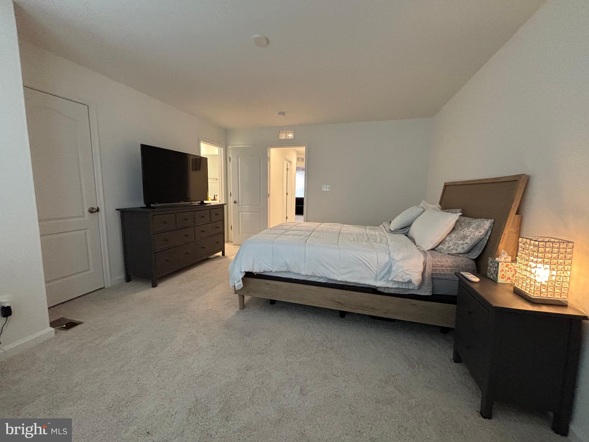 WHISPERING PINES - Residential Lease