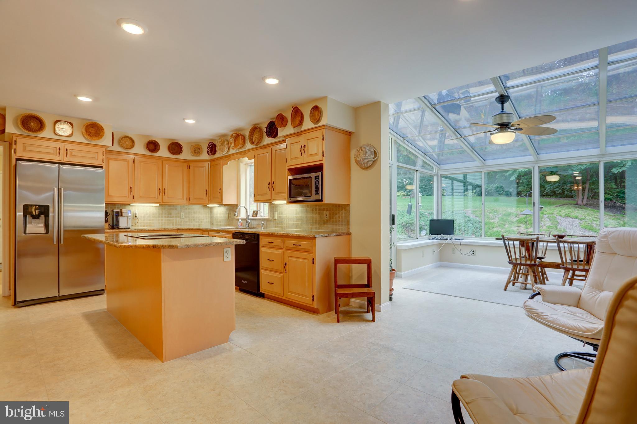 MISSION HILLS - Residential