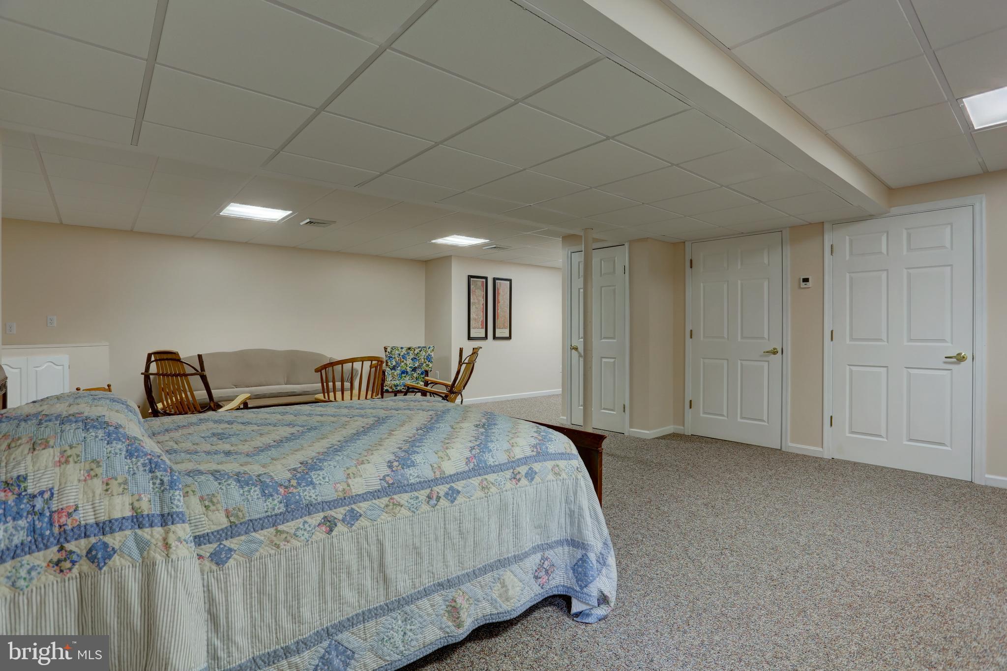 MISSION HILLS - Residential