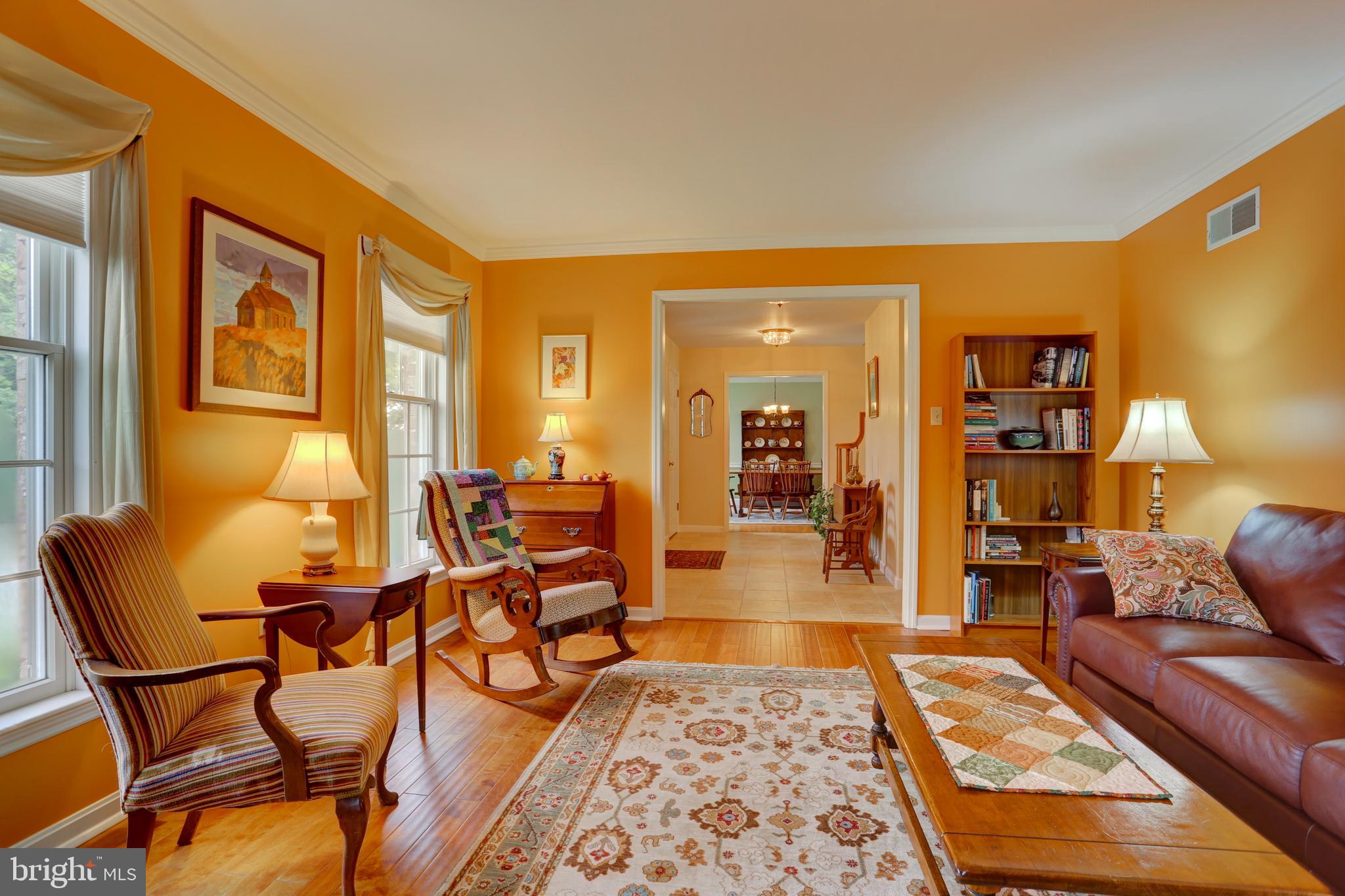 MISSION HILLS - Residential