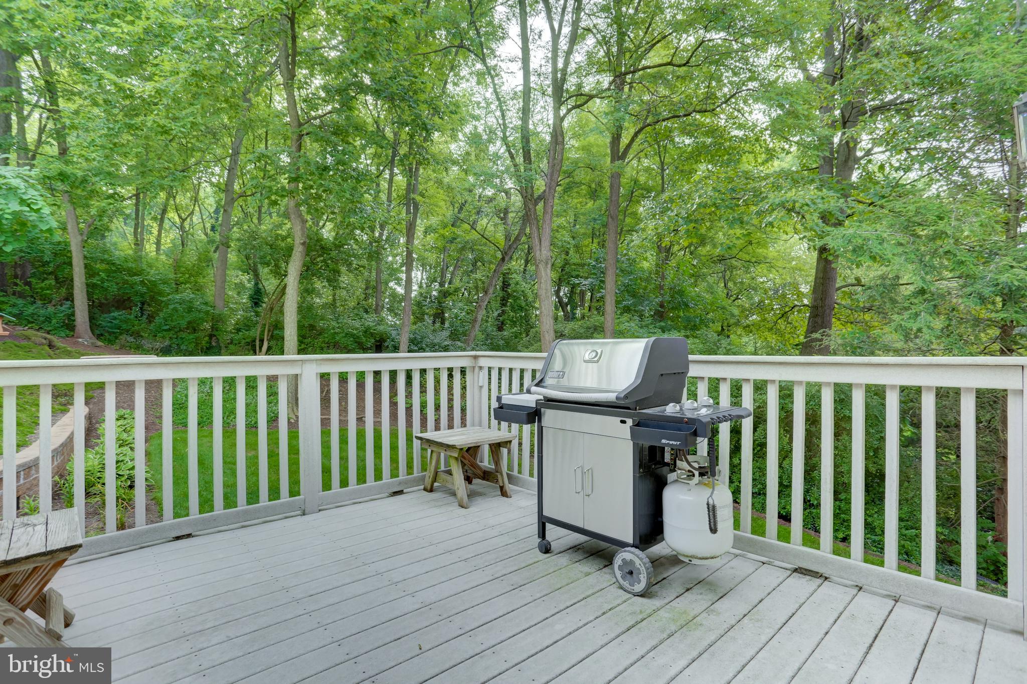 MISSION HILLS - Residential