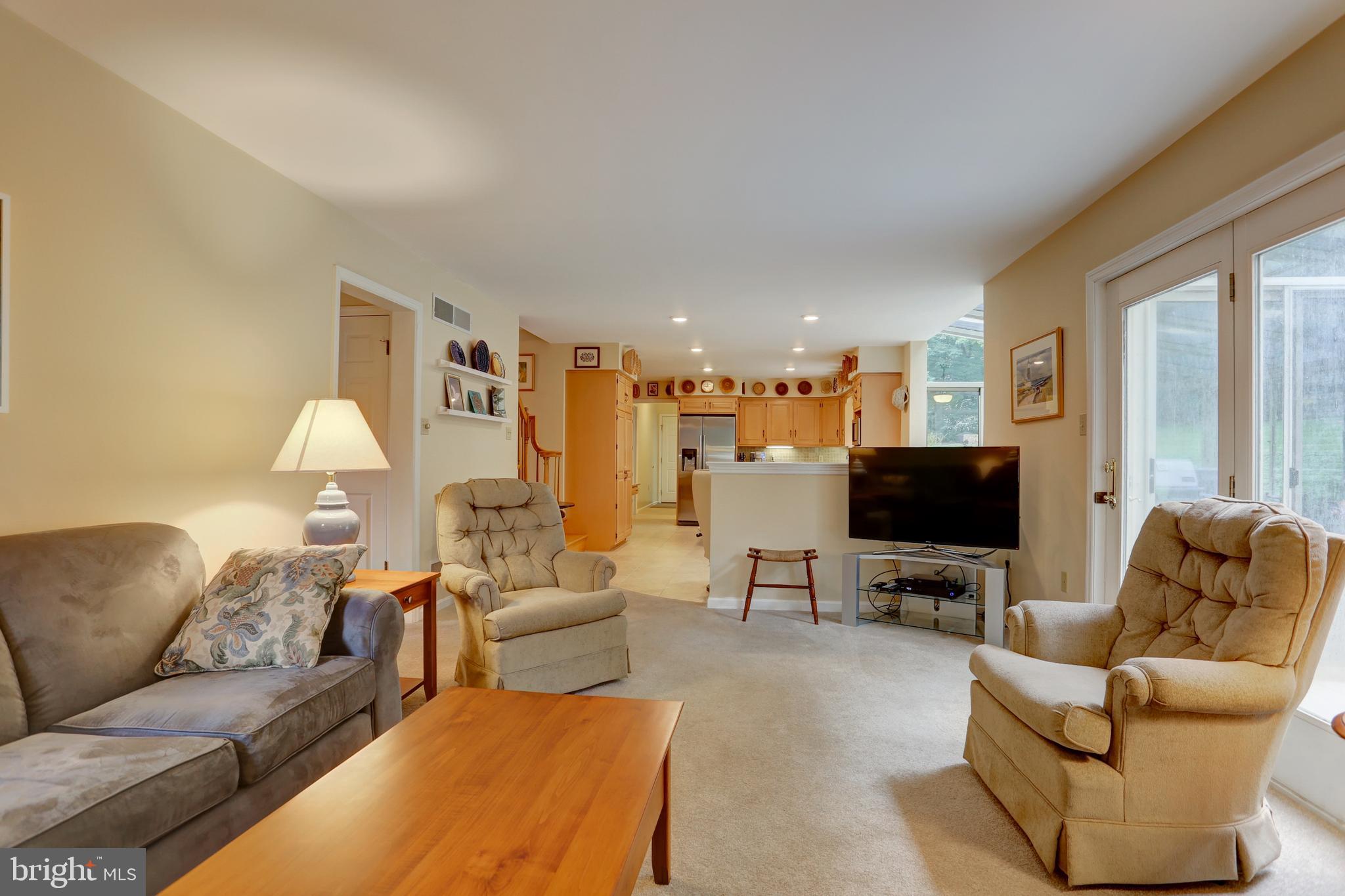 MISSION HILLS - Residential