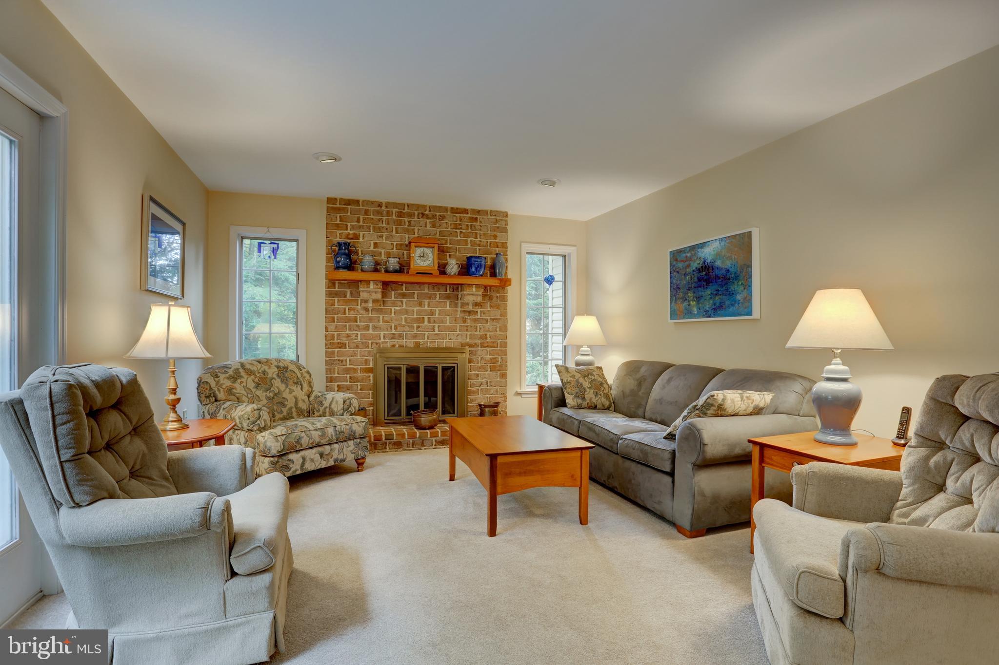 MISSION HILLS - Residential