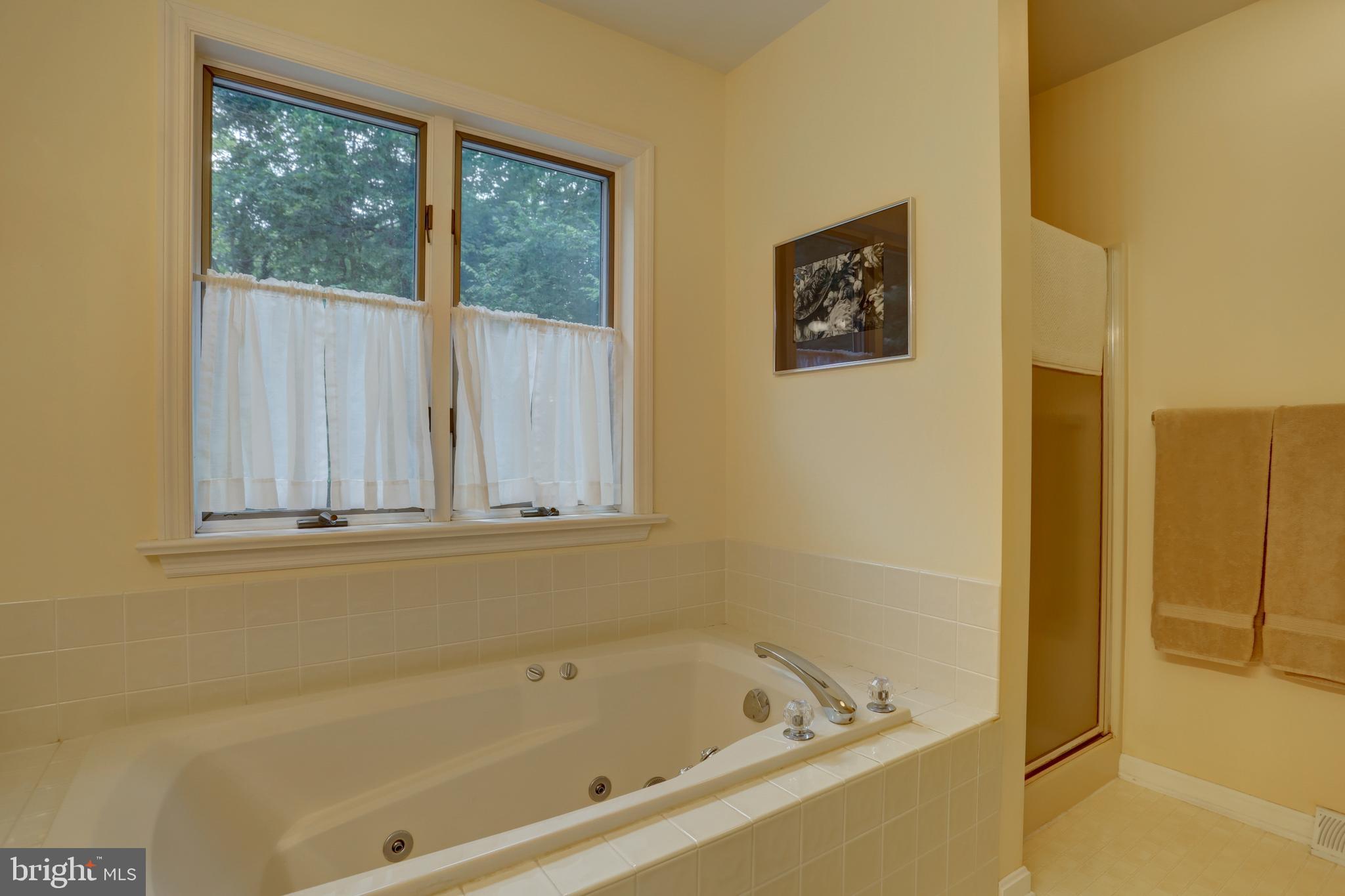 MISSION HILLS - Residential