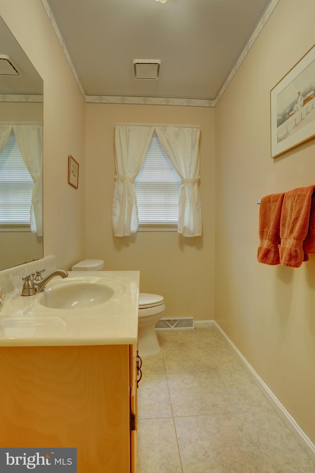 MISSION HILLS - Residential