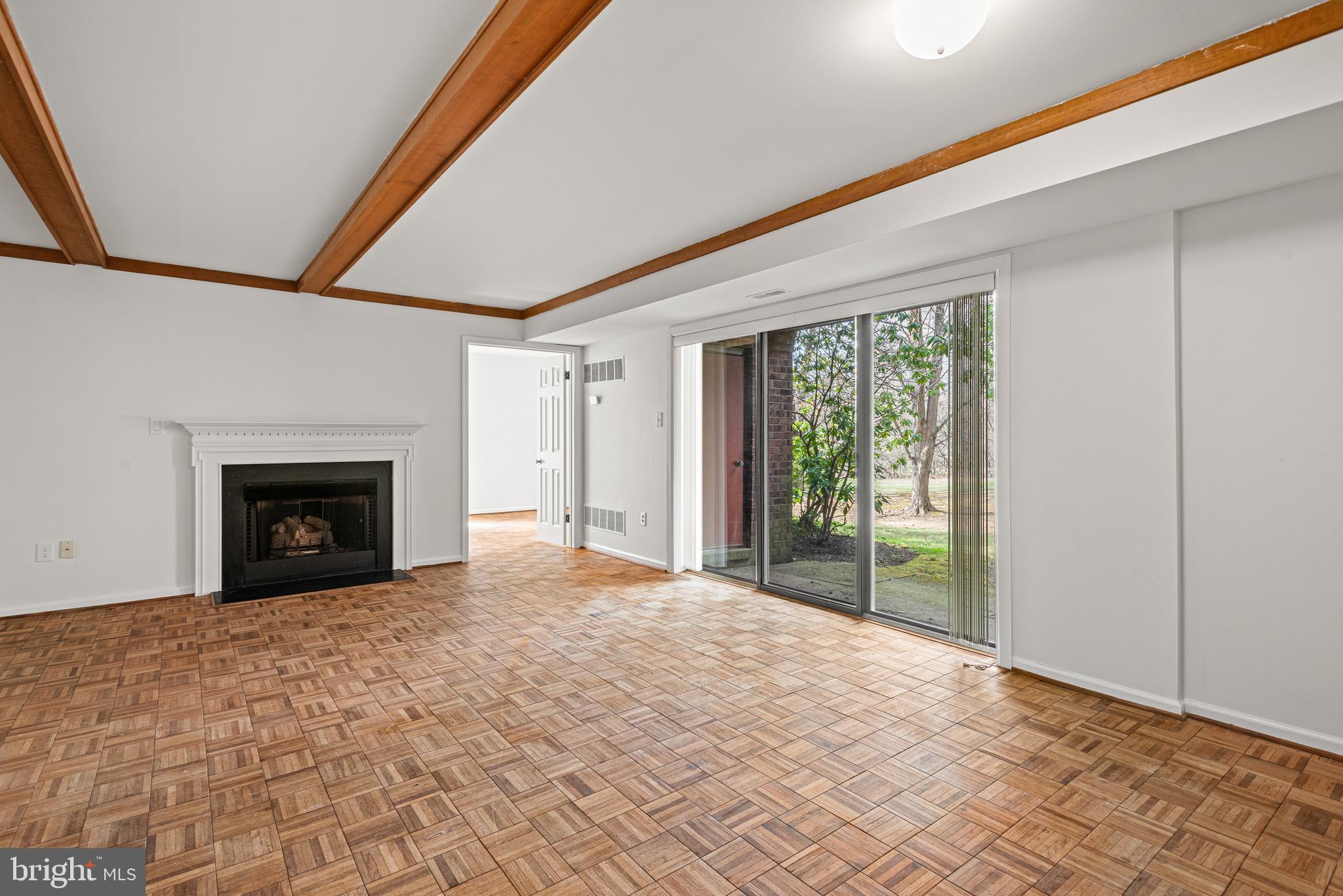 CHESTERBROOK - Residential