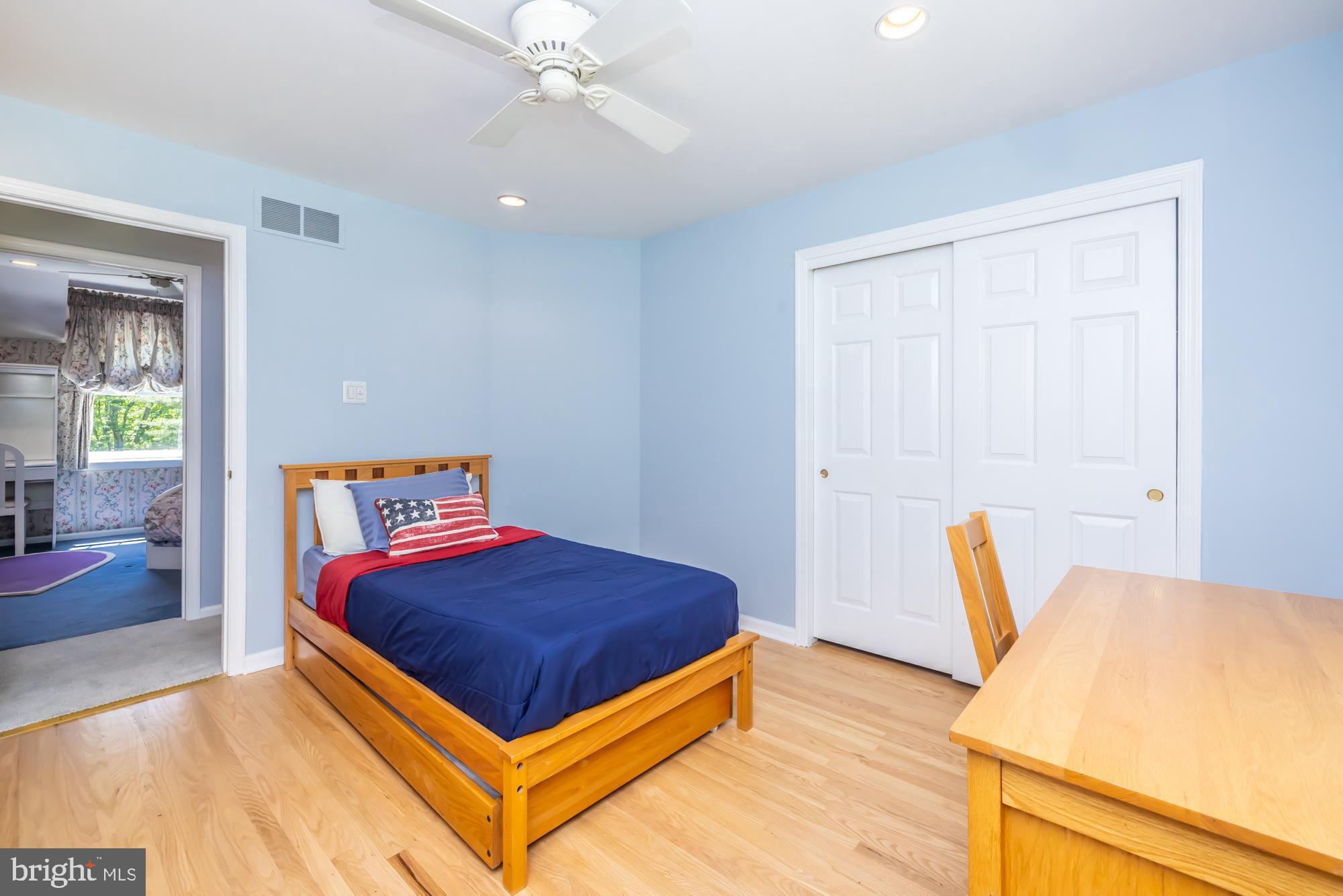 YELLOW SPRINGS EST - Residential