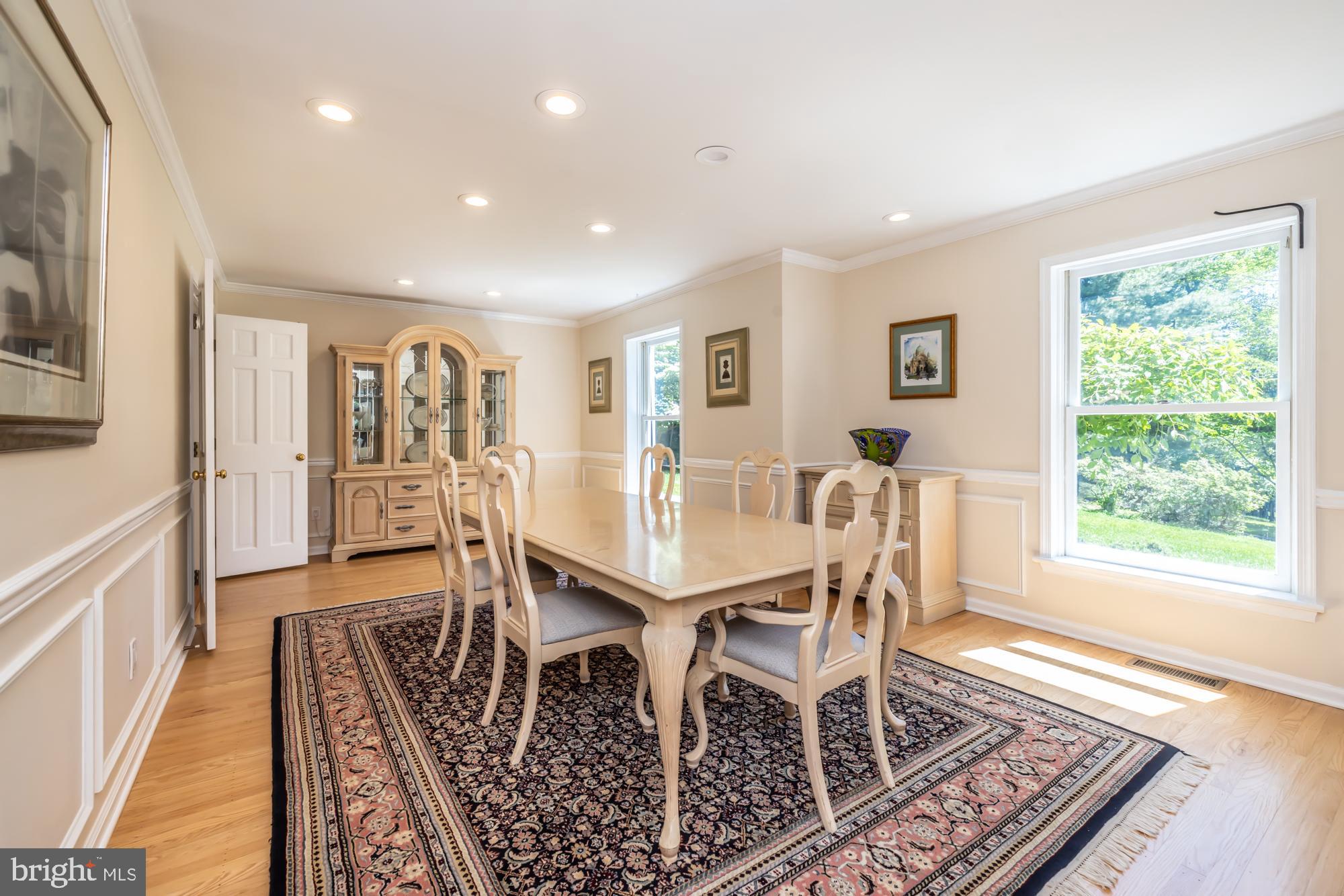 YELLOW SPRINGS EST - Residential