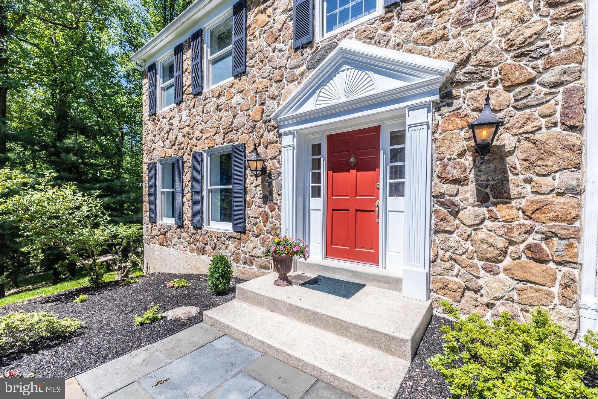 YELLOW SPRINGS EST - Residential