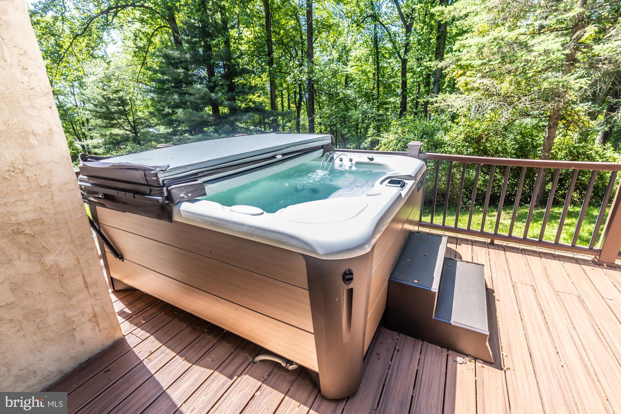 YELLOW SPRINGS EST - Residential