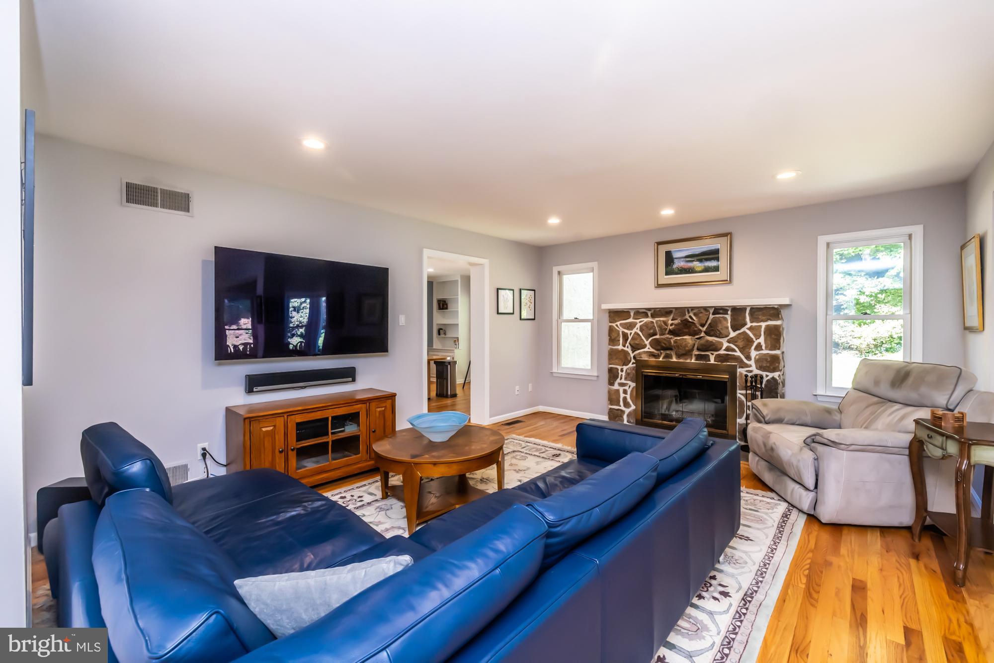 YELLOW SPRINGS EST - Residential