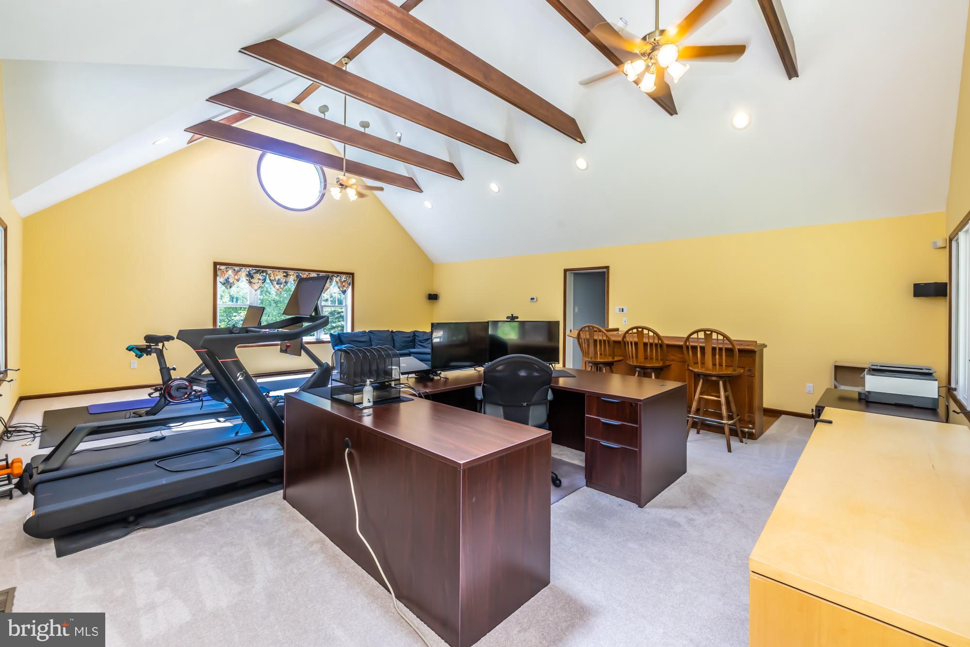 YELLOW SPRINGS EST - Residential