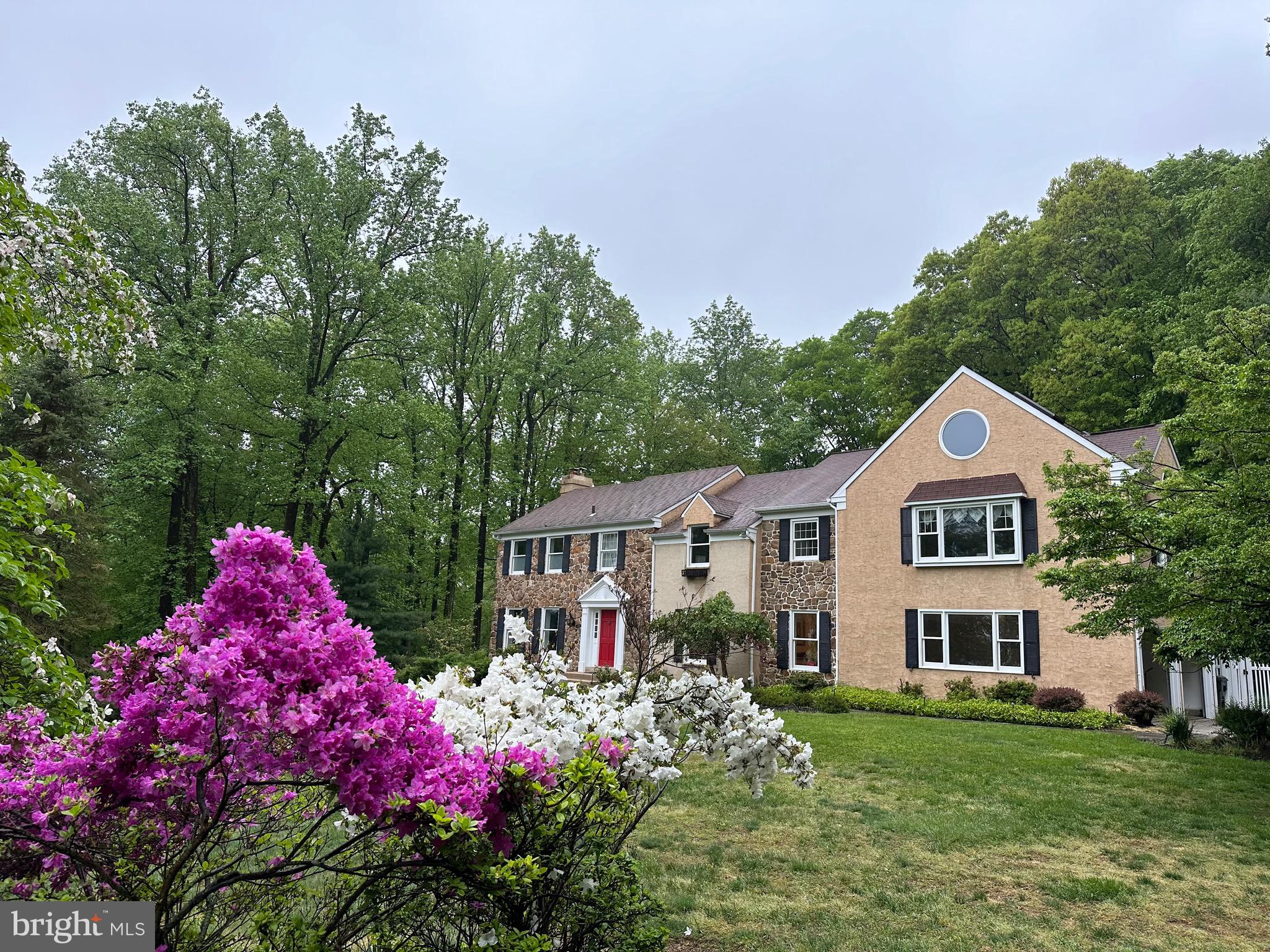 YELLOW SPRINGS EST - Residential