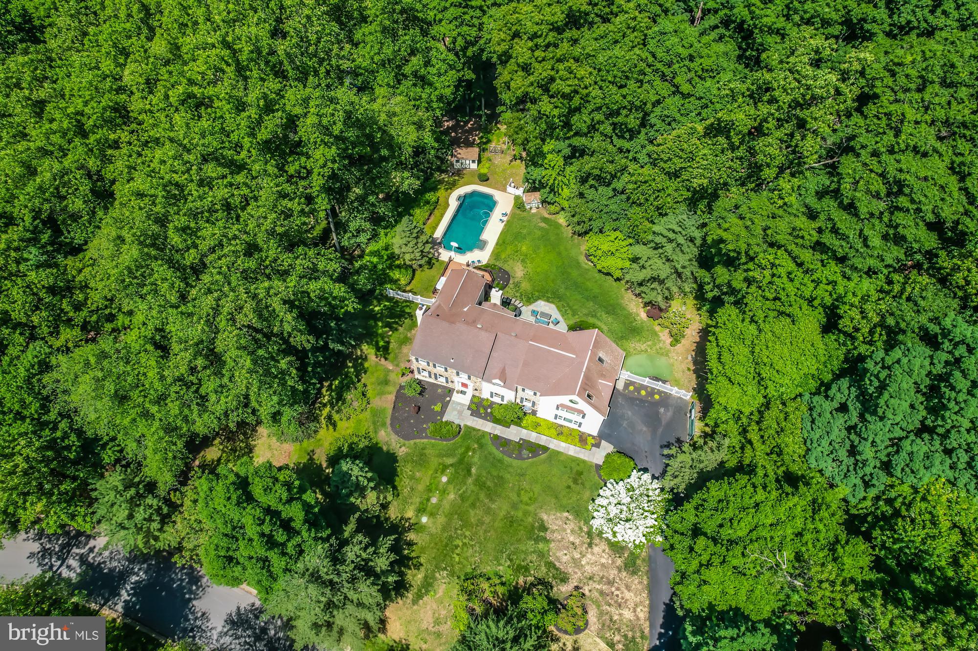 YELLOW SPRINGS EST - Residential