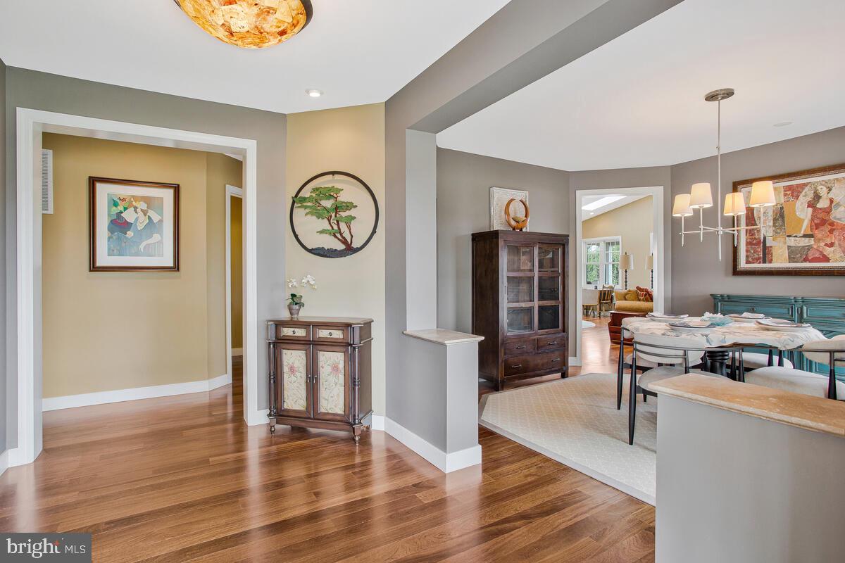 WOODLAND BEACH - Residential