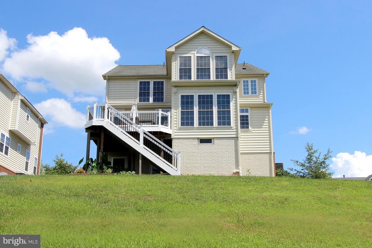 VILLAGES OF URBANA - Residential Lease