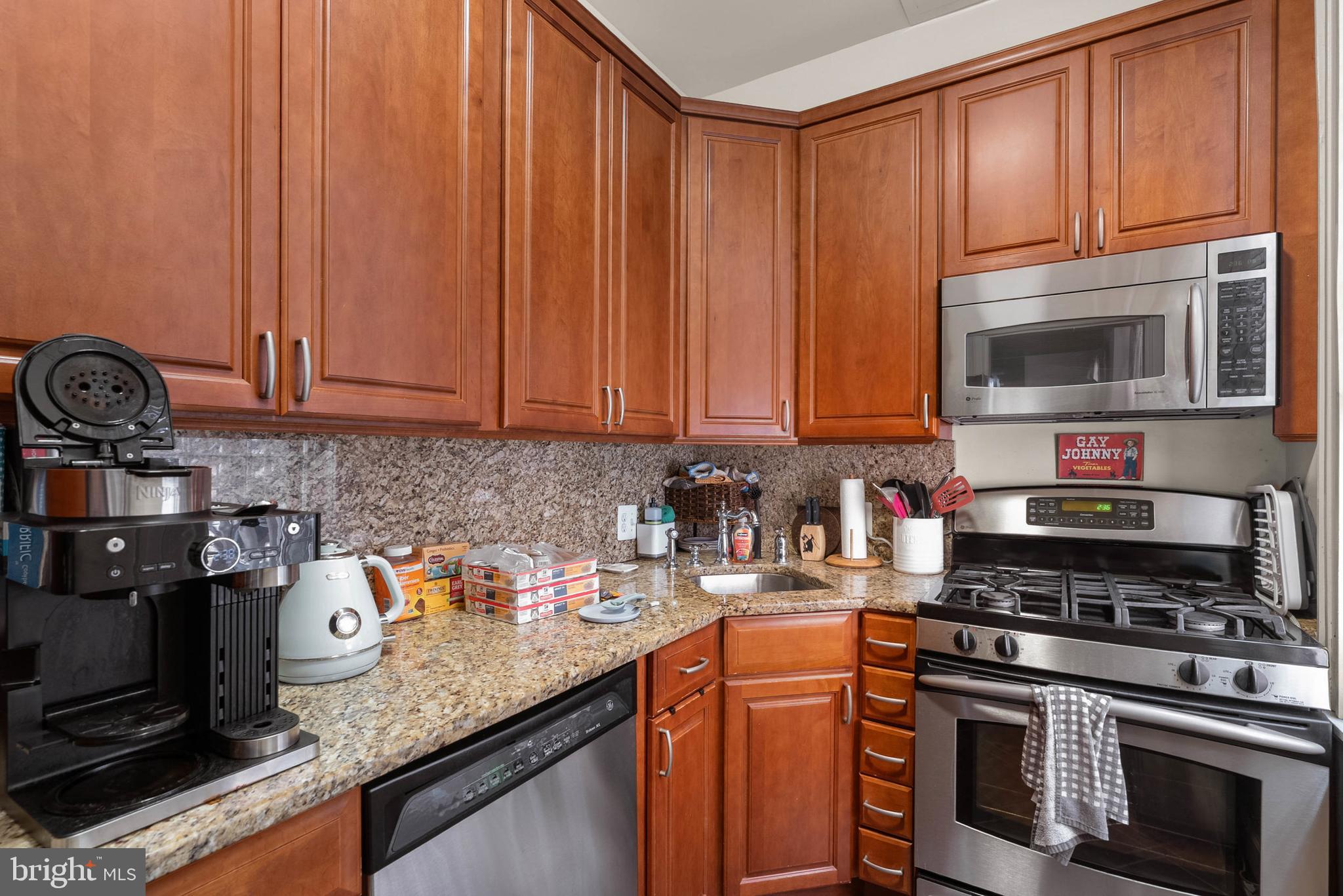 RITTENHOUSE SQUARE - Residential Lease