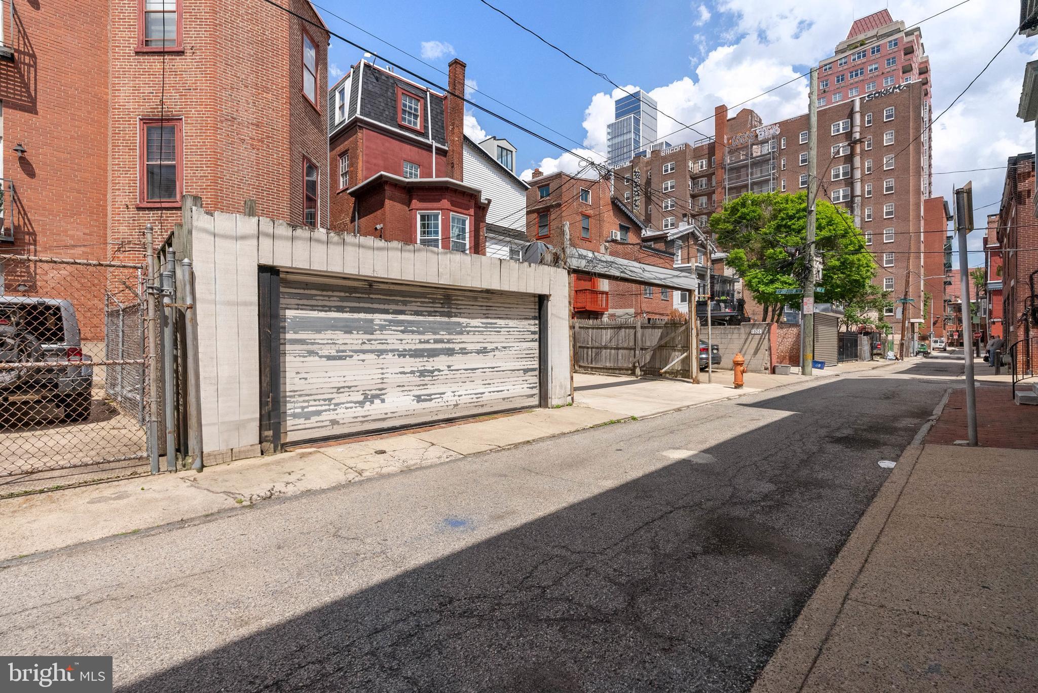 RITTENHOUSE SQUARE - Residential Lease