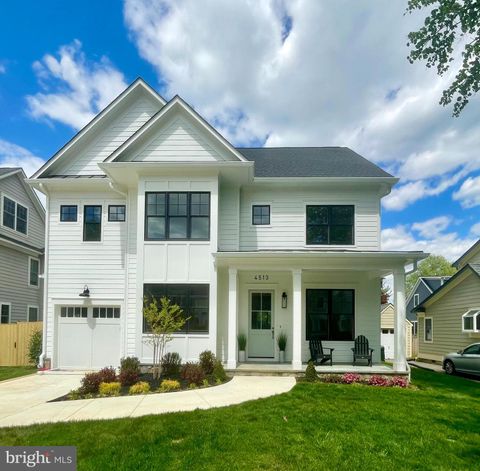 Photo of 4513 WINDSOR LN, BETHESDA, MD 20814 (MLS # MDMC2083030) Photo of 4513 WINDSOR LN, BETHESDA, MD 20814 (MLS # MDMC2083030)