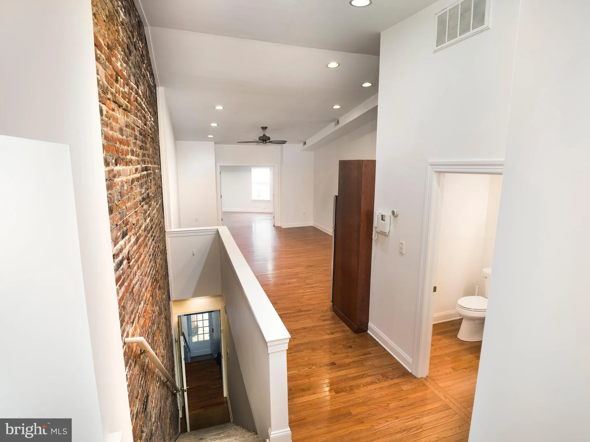 Philadelphia, Pennsylvania 19147, United States, 4 Bedrooms Bedrooms, ,Residential,Contingent,213096