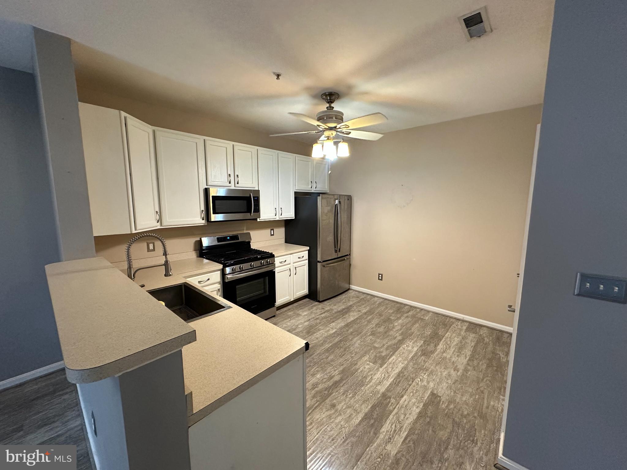 MALLARD LANDING - Residential