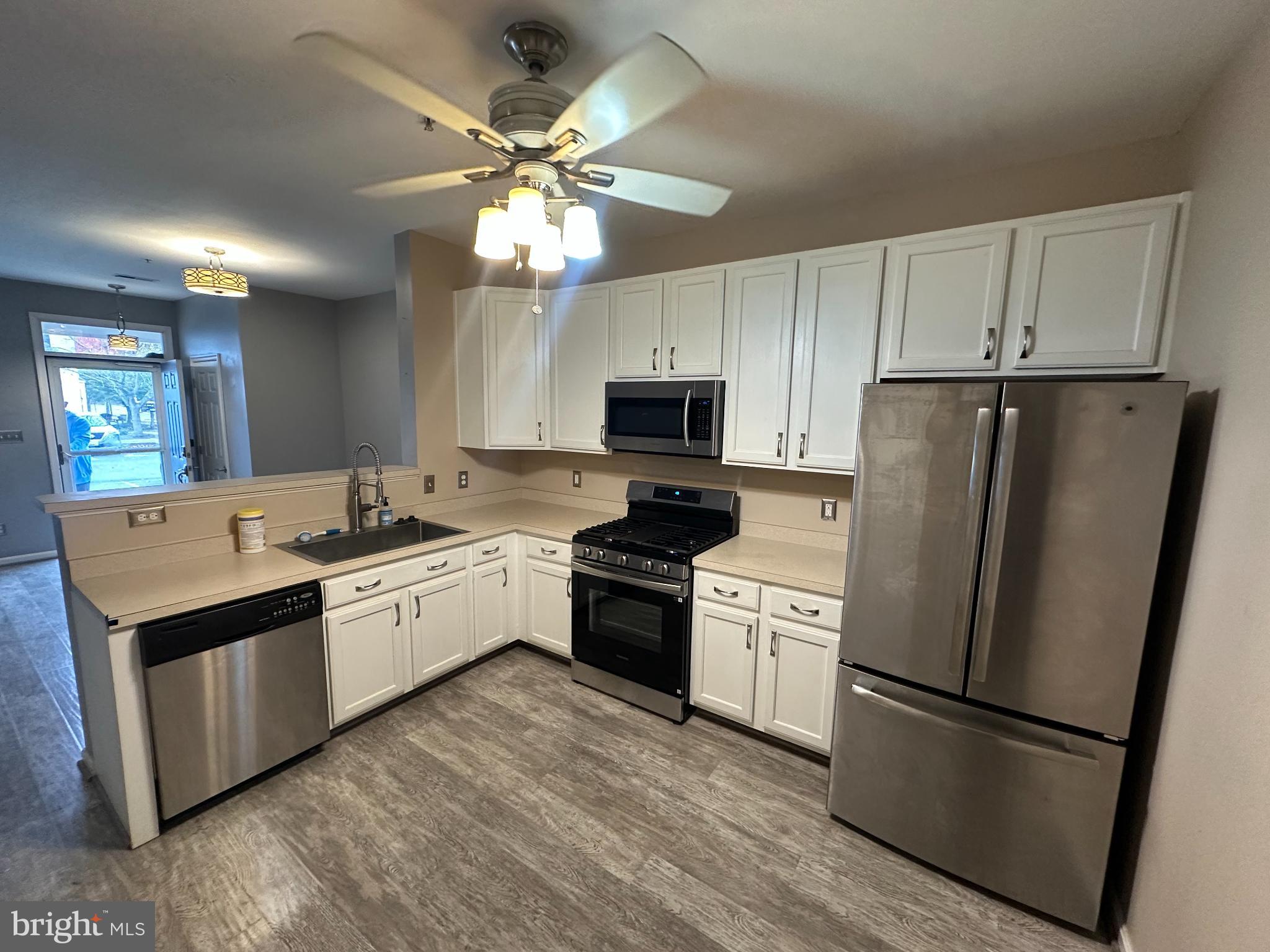 MALLARD LANDING - Residential