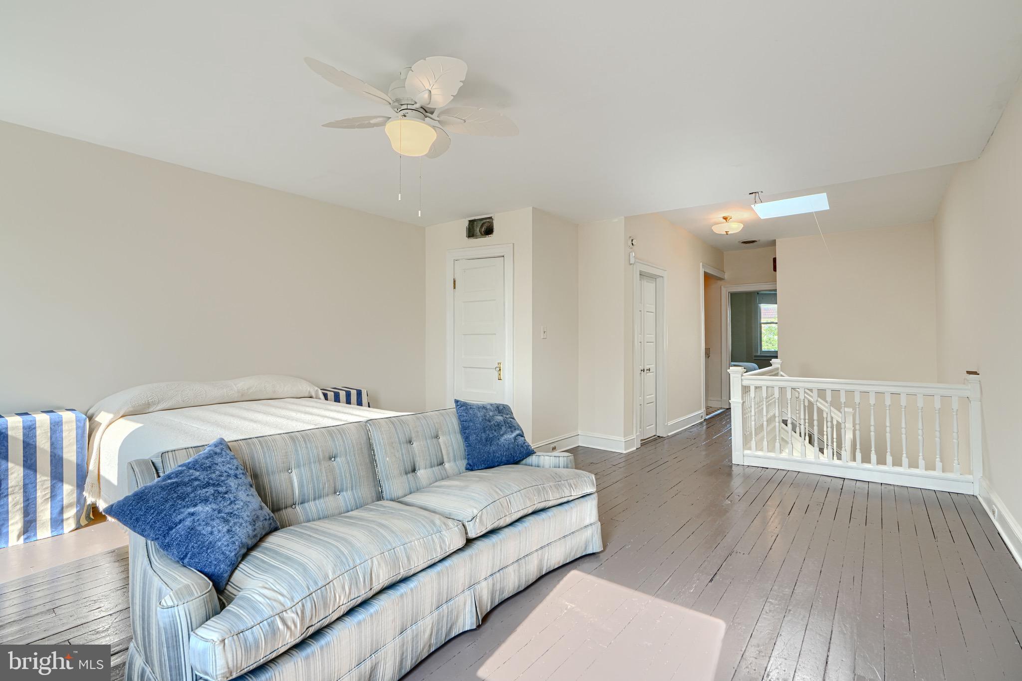CHARLES VILLAGE - Residential