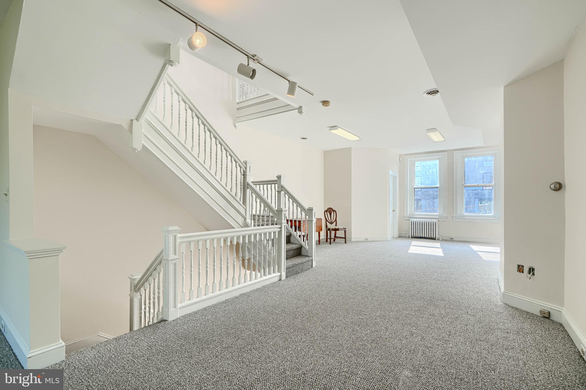 CHARLES VILLAGE - Residential