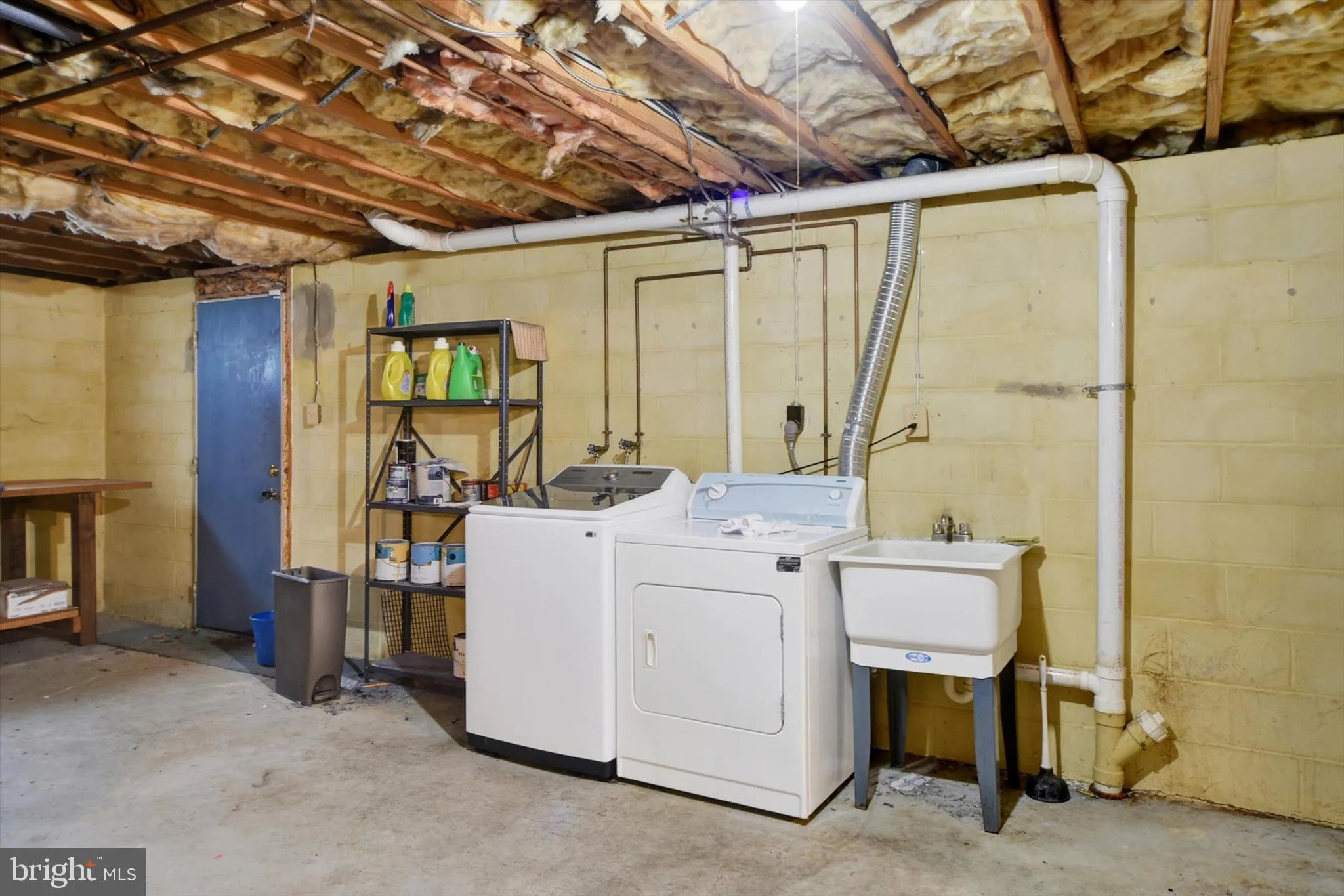 Rosedale, Maryland 21237, United States, 3 Bedrooms Bedrooms, ,2 BathroomsBathrooms,Residential,Coming Soon,162642