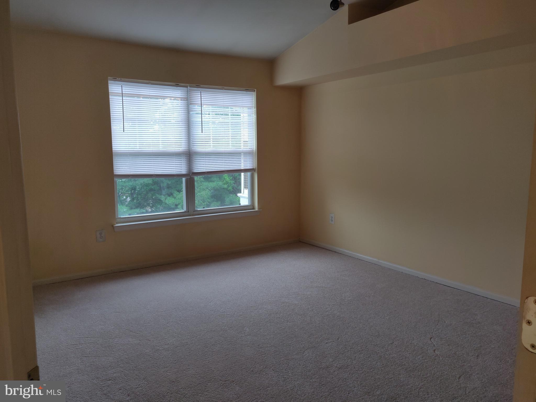 NORMANDY PLACE CONDO-PHA - Residential Lease