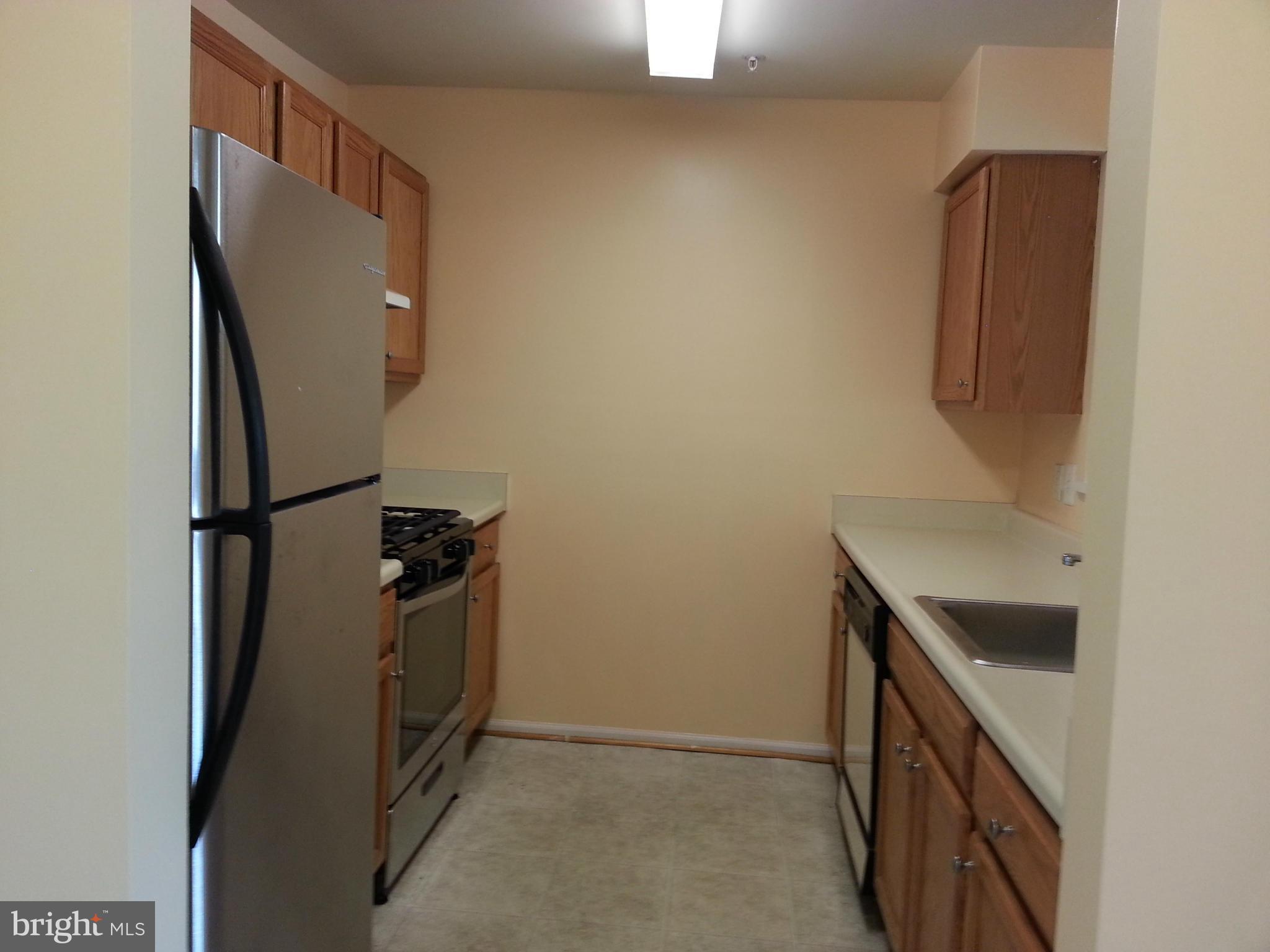 NORMANDY PLACE CONDO-PHA - Residential Lease