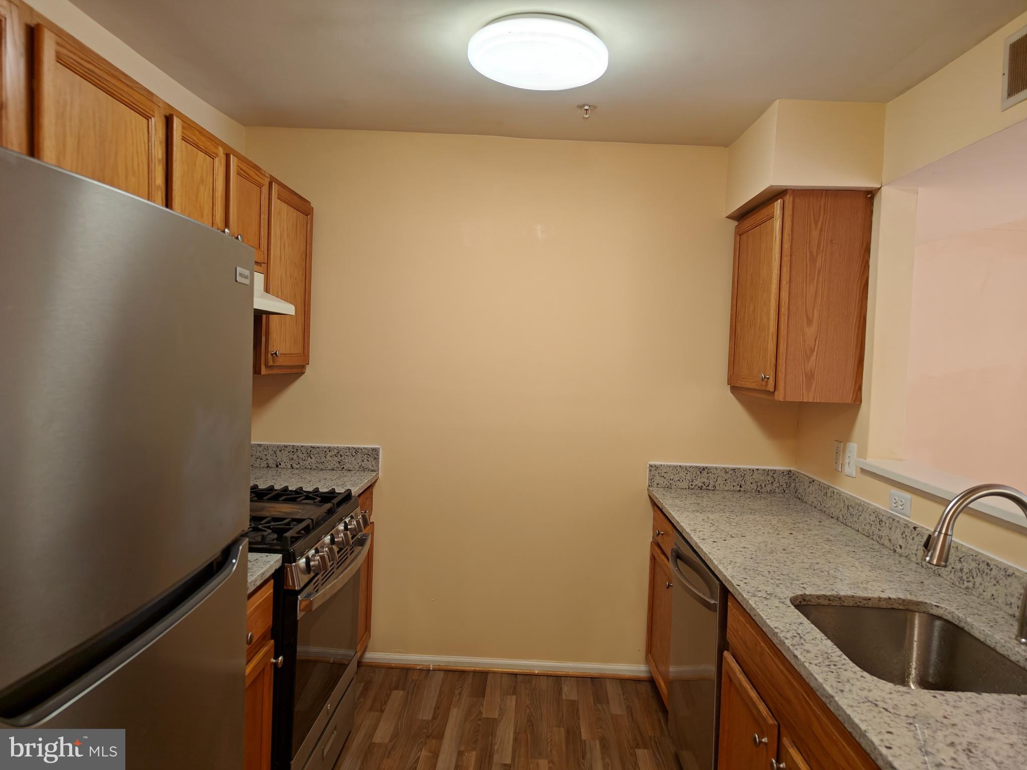 NORMANDY PLACE CONDO-PHA - Residential Lease