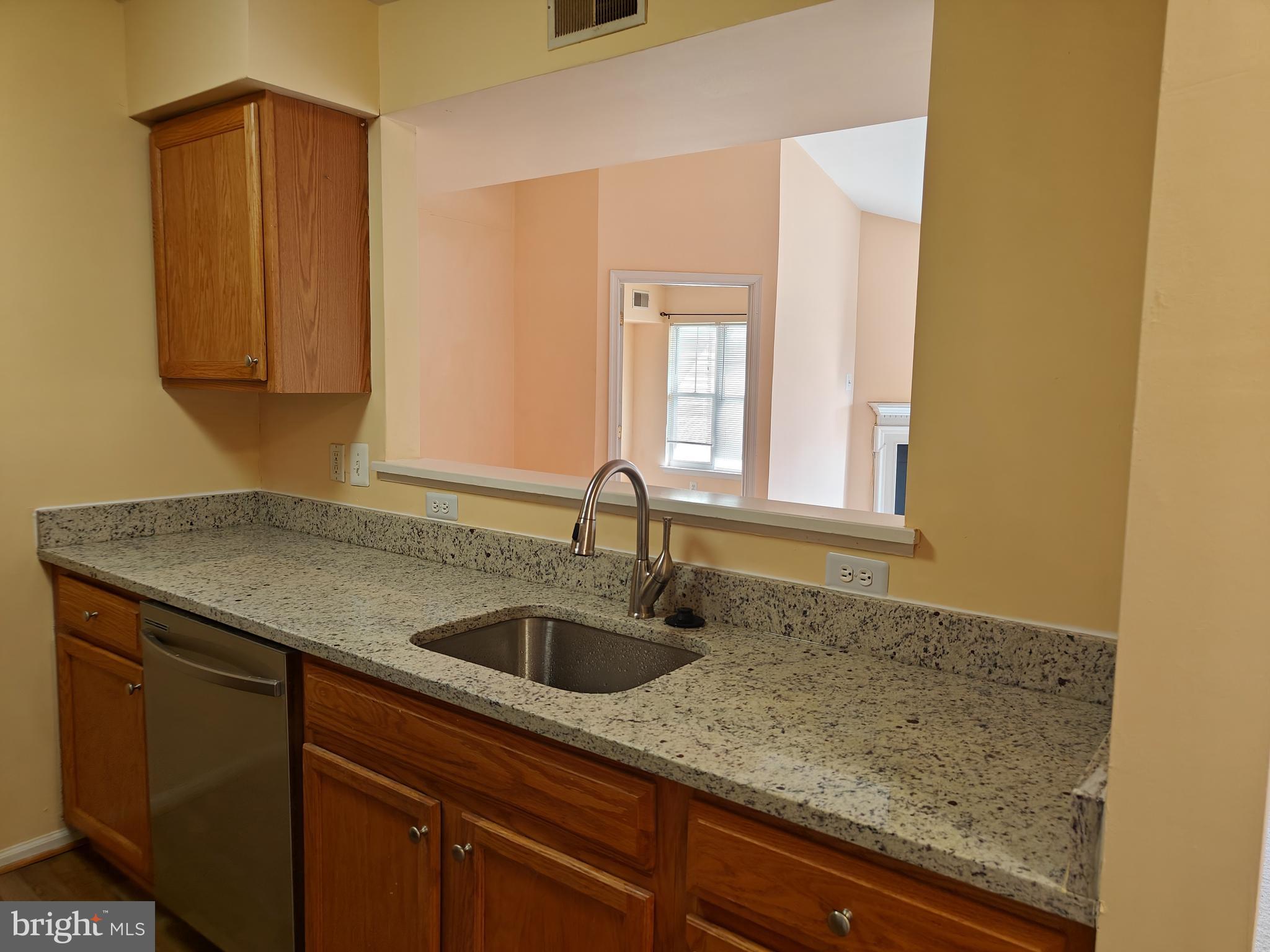 NORMANDY PLACE CONDO-PHA - Residential Lease