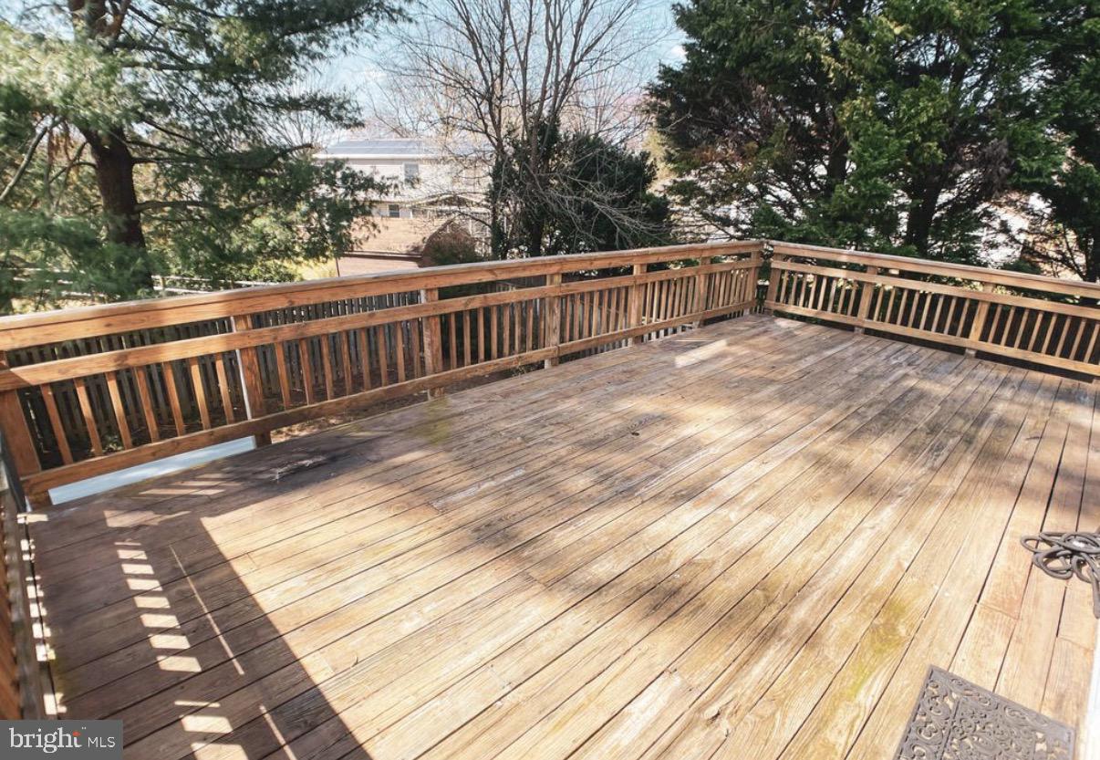 18008 WAGONWHEEL COURT